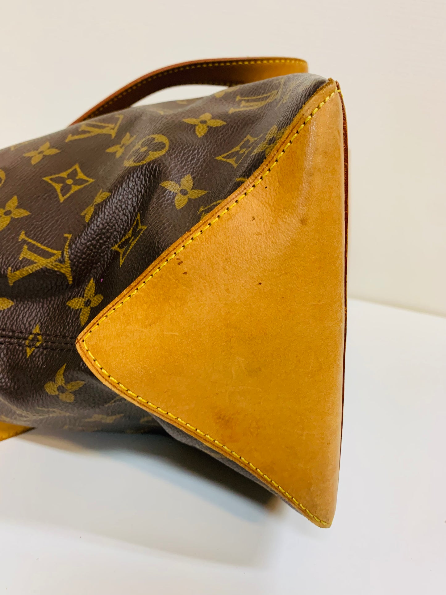 USED LOUIS VUITTON CABAS MEZZO