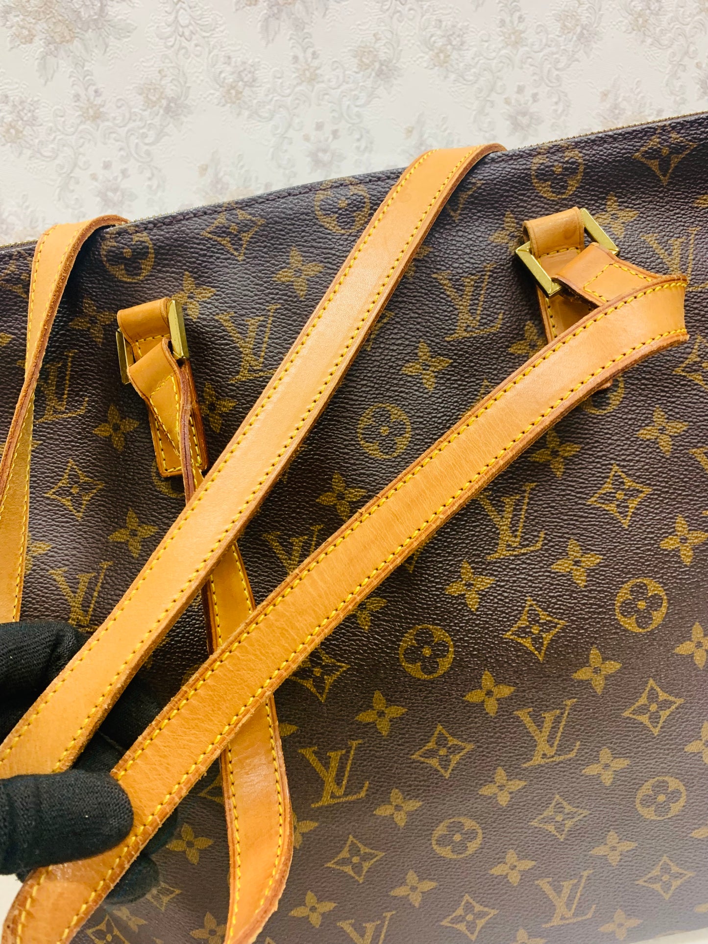 Louis Vuitton Monogram Cabas Mezzo