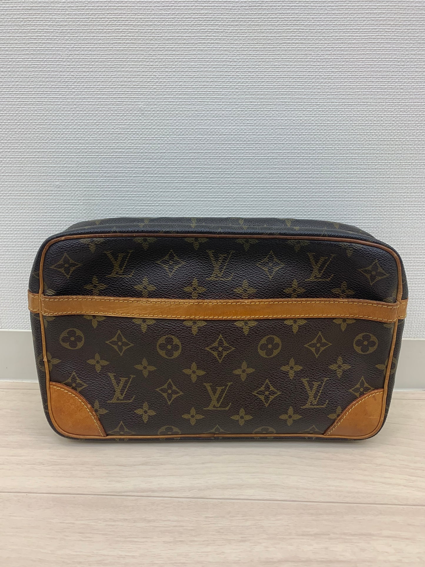 Louis Vuitton Monogram Compiègne 28 Clutch Bag