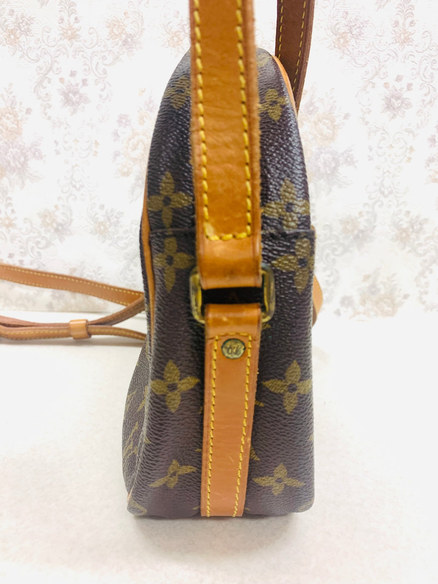 Louis Vuitton Monogram Senlis