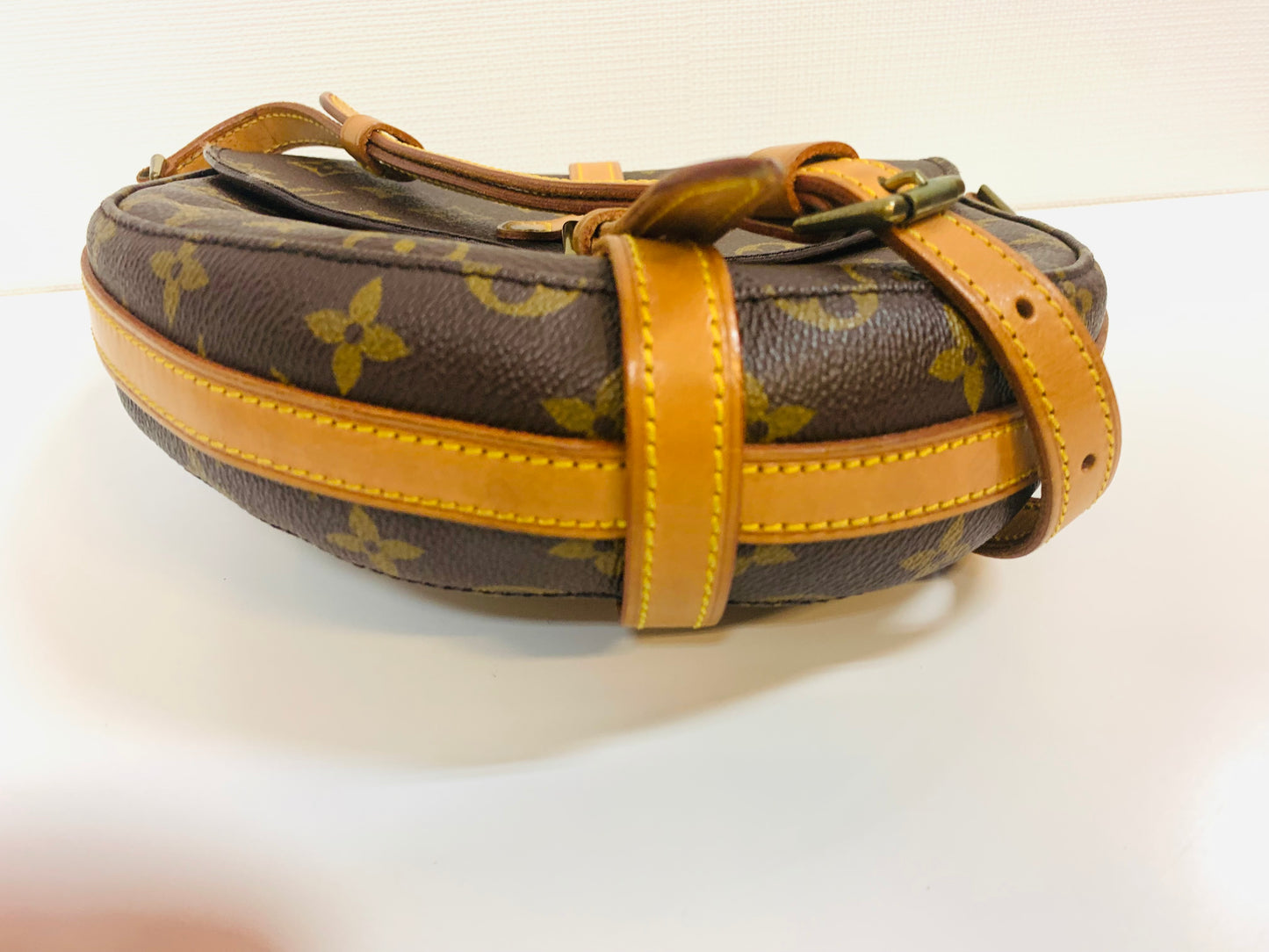 USED LOUIS VUITTON CHANTILLY MM