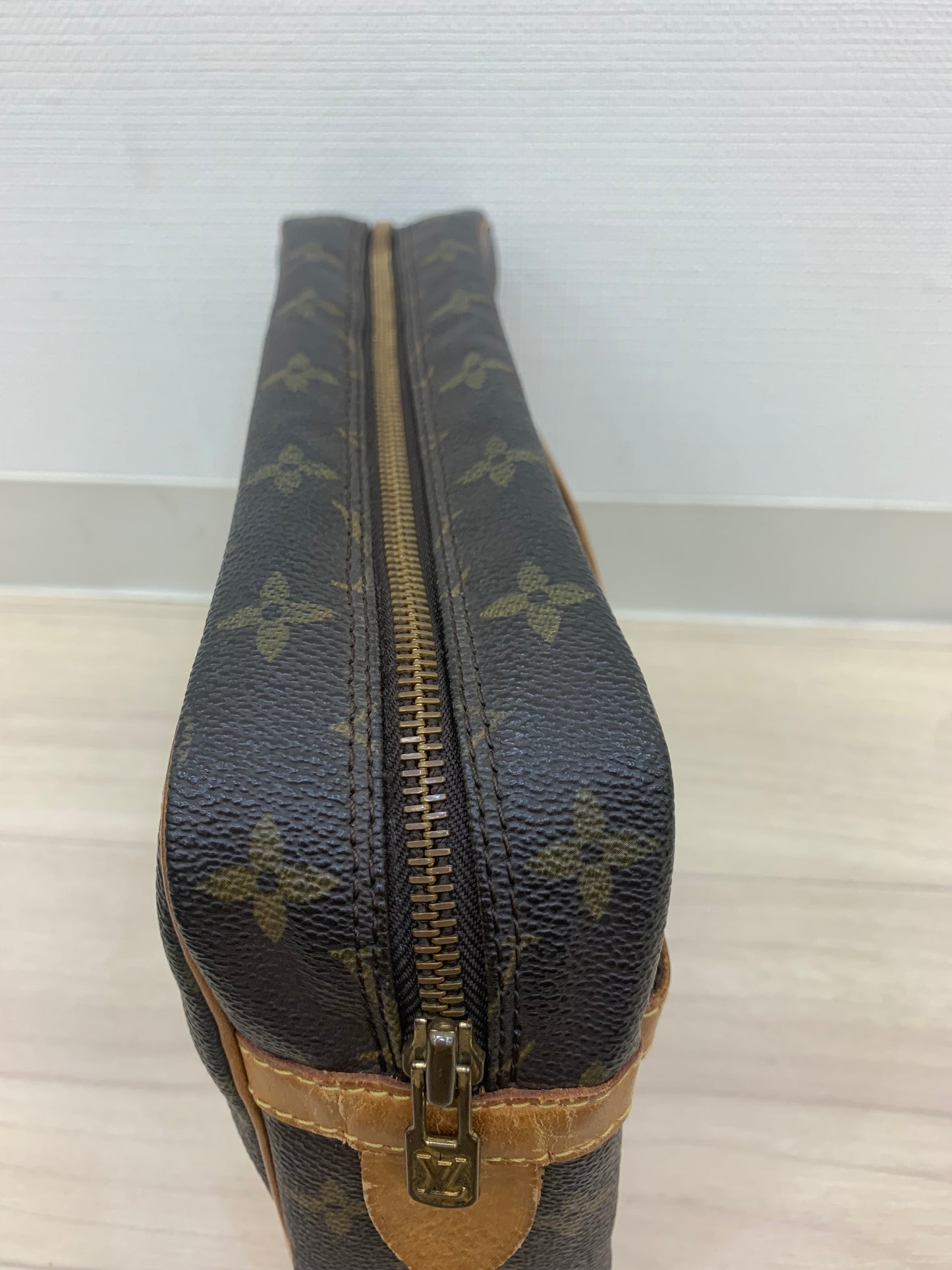Louis Vuitton Monogram Compiègne 28 Clutch Bag