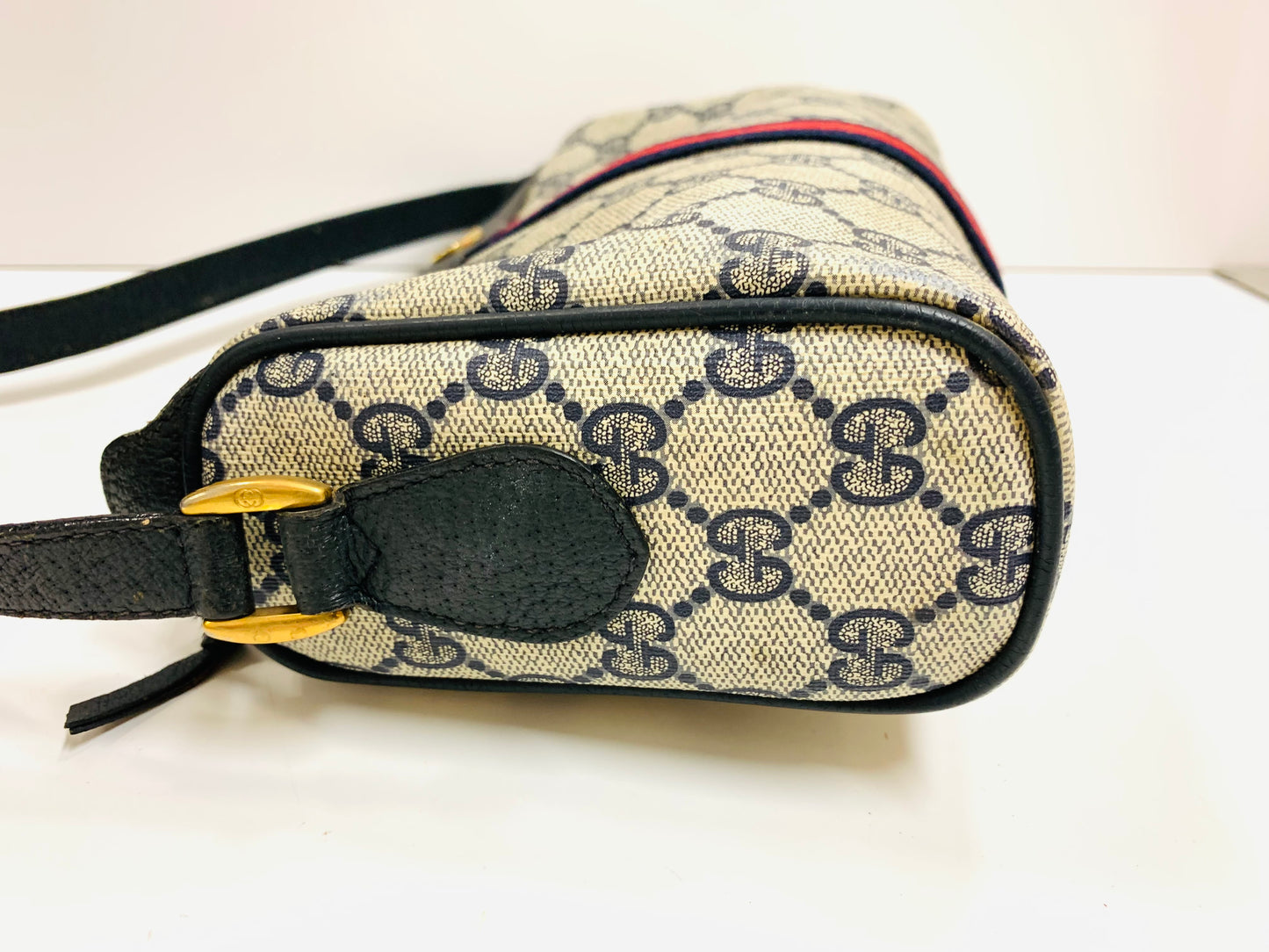 GUCCI GG Supreme Sherry Line Shoulder Bag