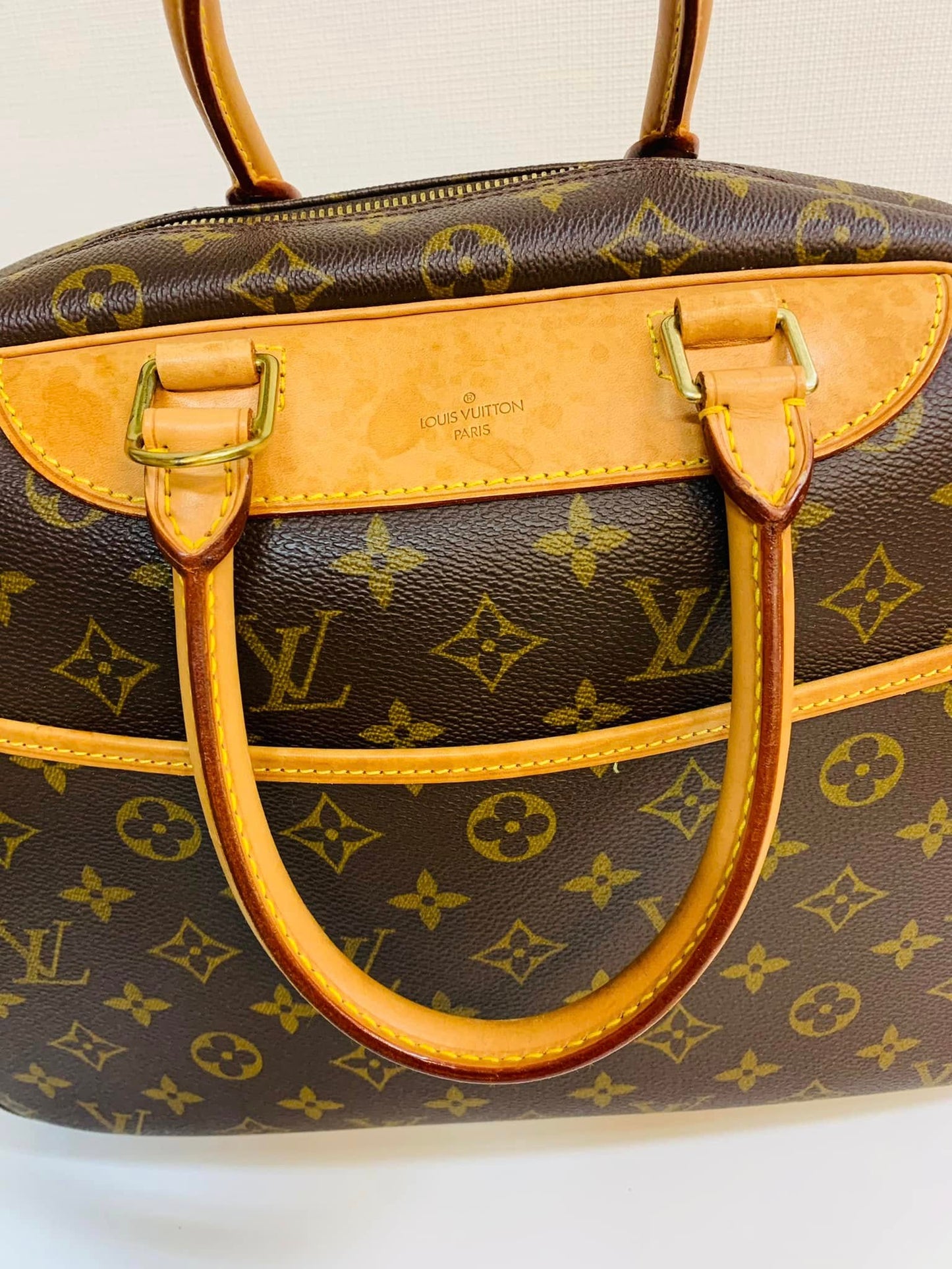 Authentic Louis Vuitton Deauville