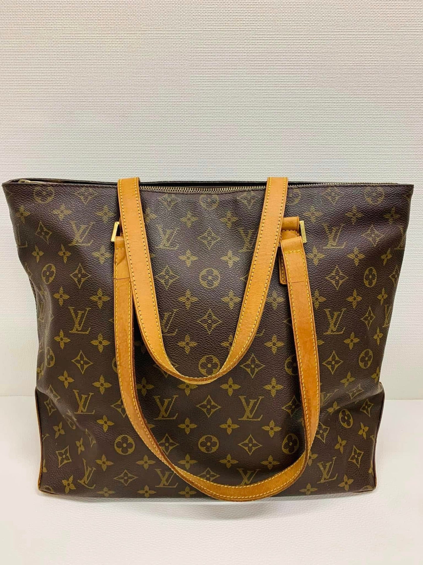 Louis Vuitton Cabas Mezzo