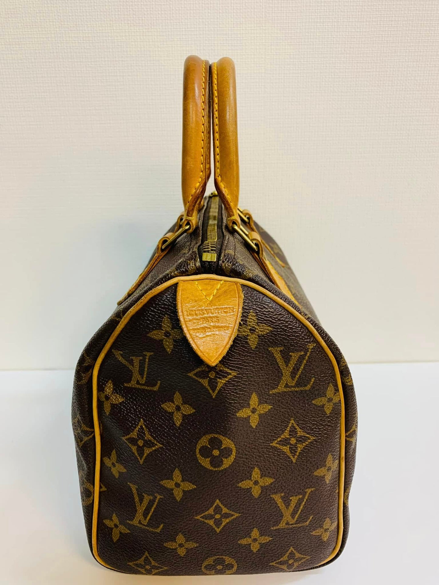 Authentic Louis Vuitton Speedy 25