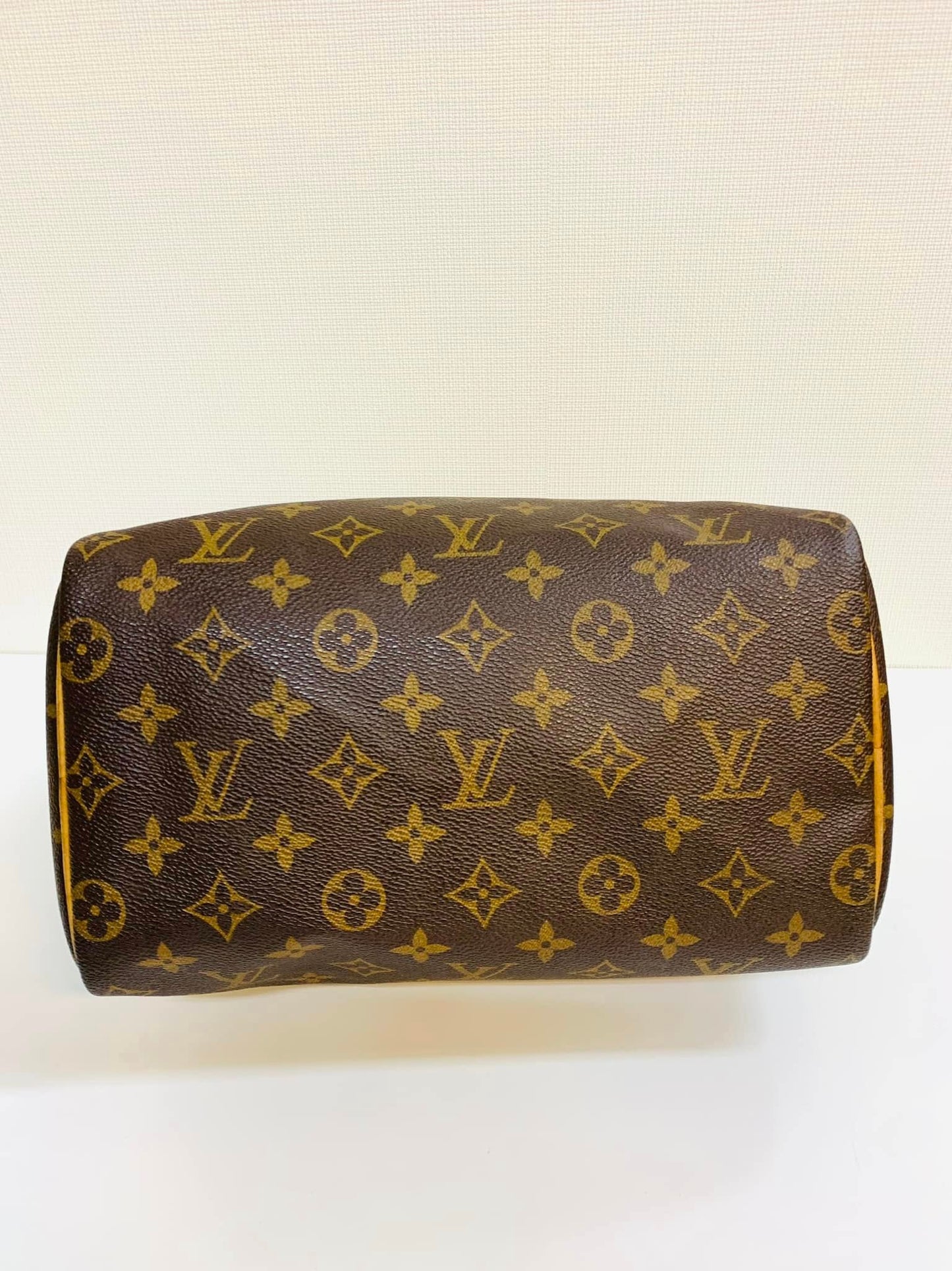 Authentic Louis Vuitton Speedy 25