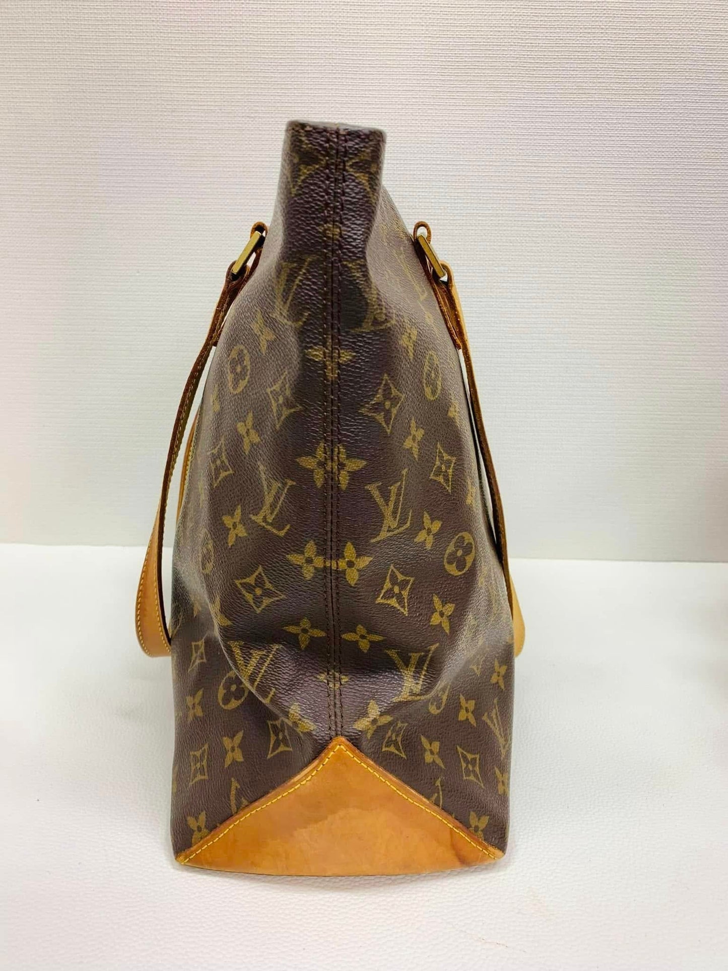 Louis Vuitton Cabas Mezzo