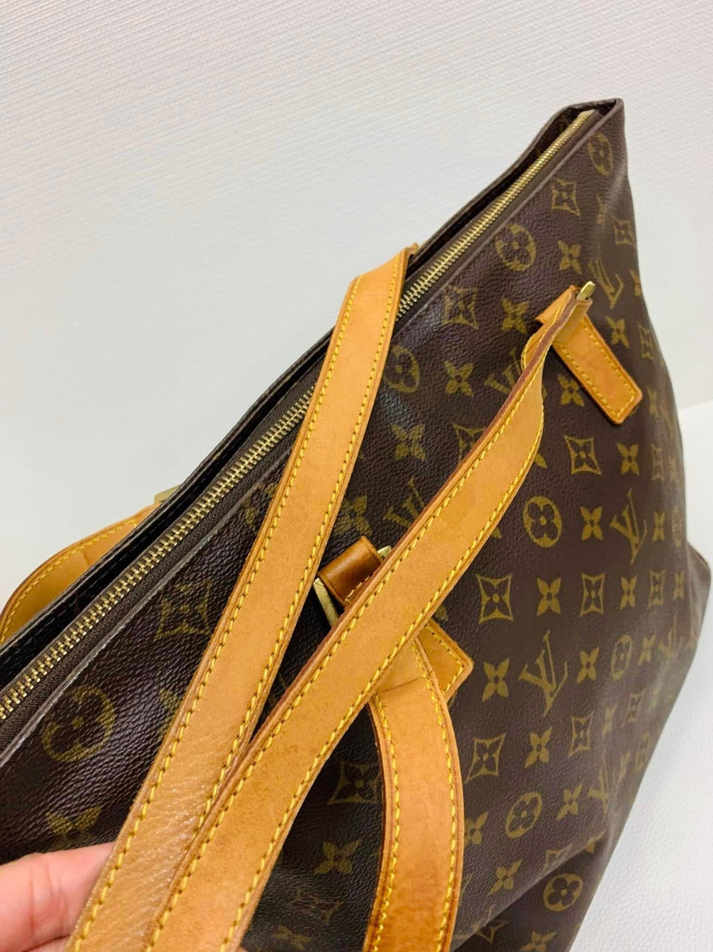 Louis Vuitton Cabas Mezzo