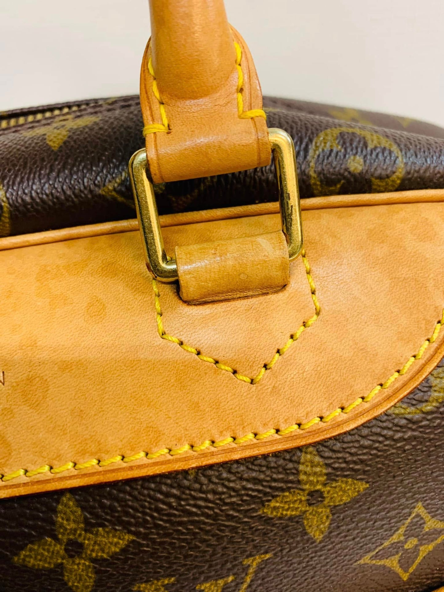 Authentic Louis Vuitton Deauville