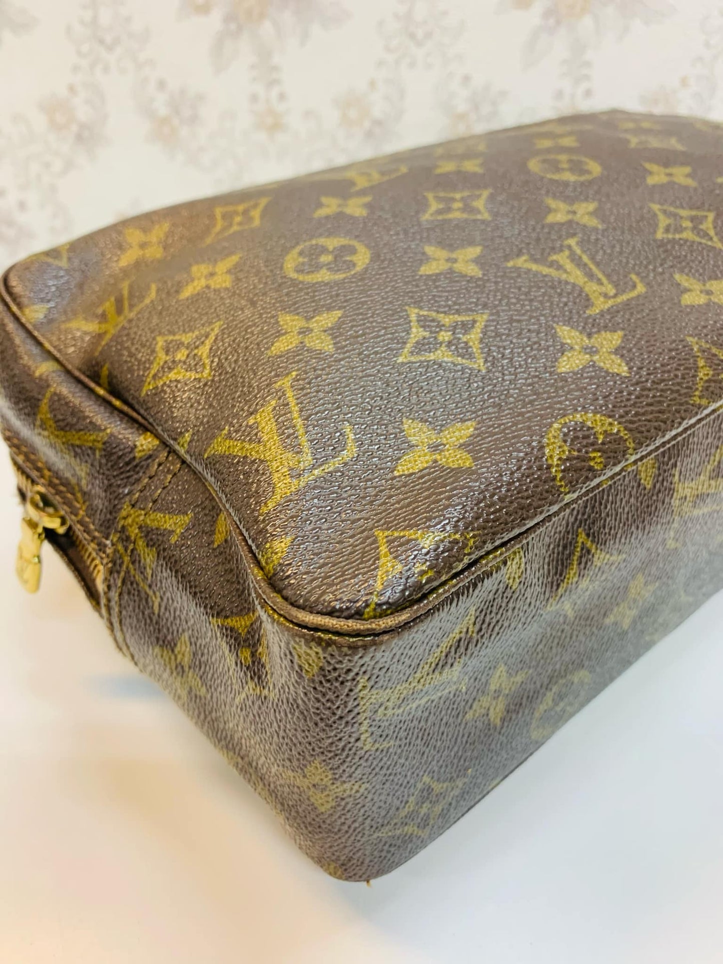 TROUSSE 28