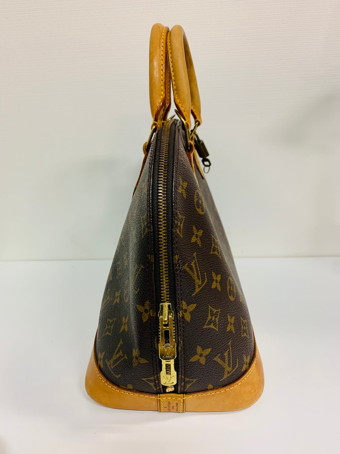 Louis Vuitton Monogram Alma PM w/Lock&Key