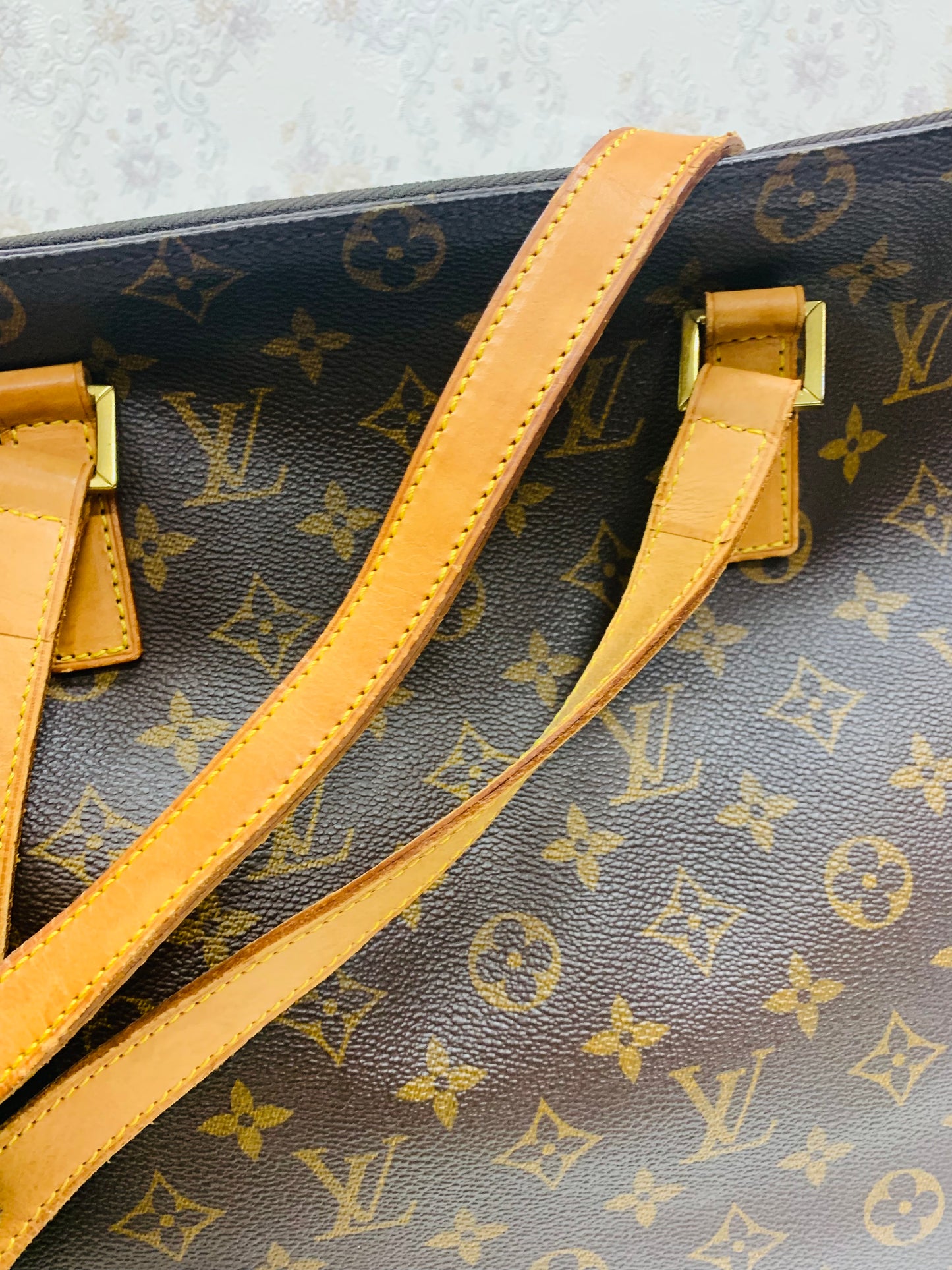Louis Vuitton Monogram Cabas Mezzo