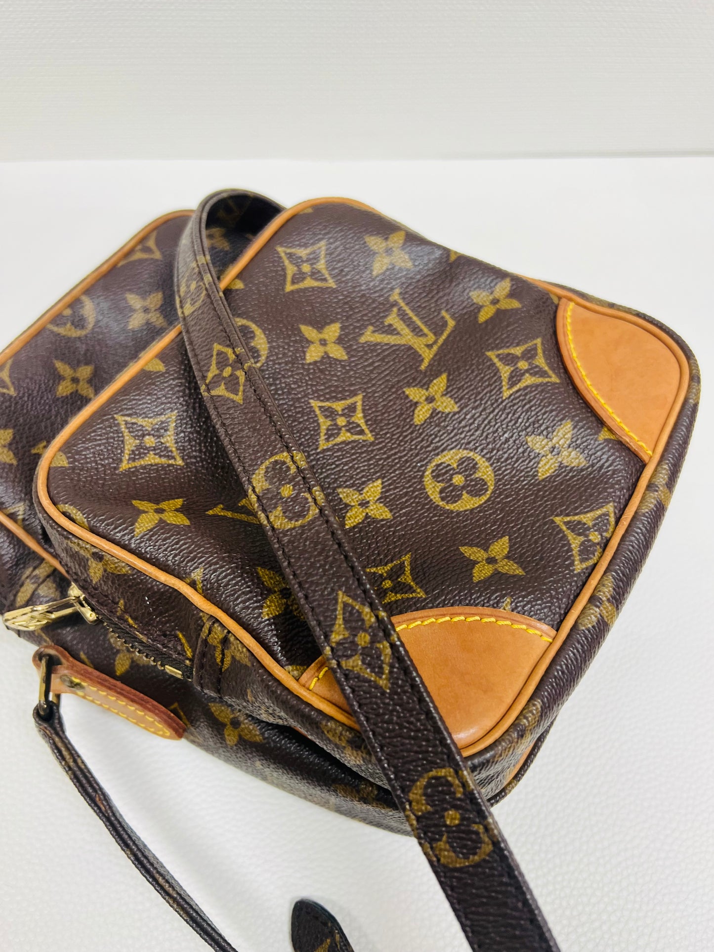 USED LOUIS VUITTON AMAZON