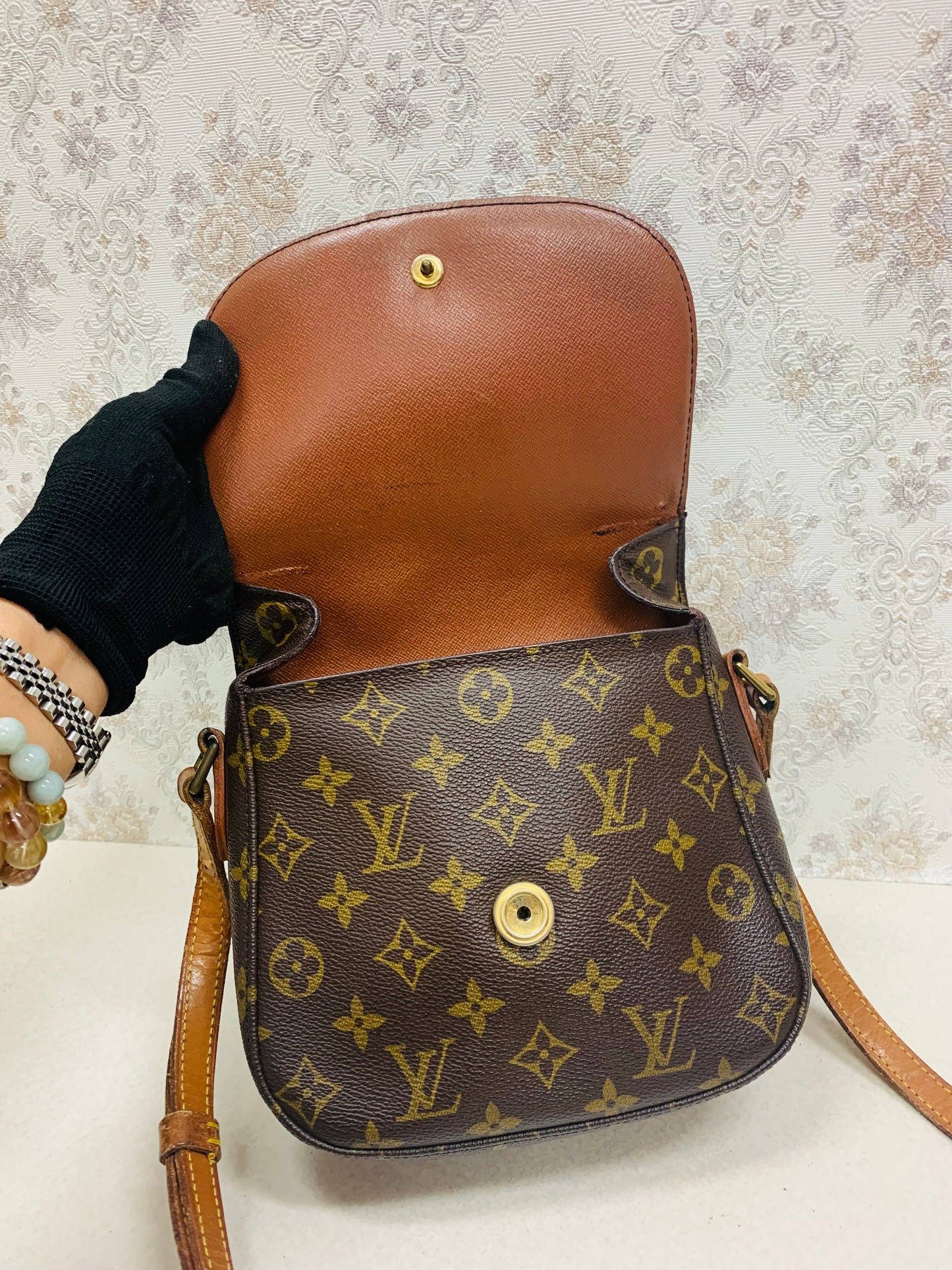 Louis Vuitton Monogram Saint Cloud MM