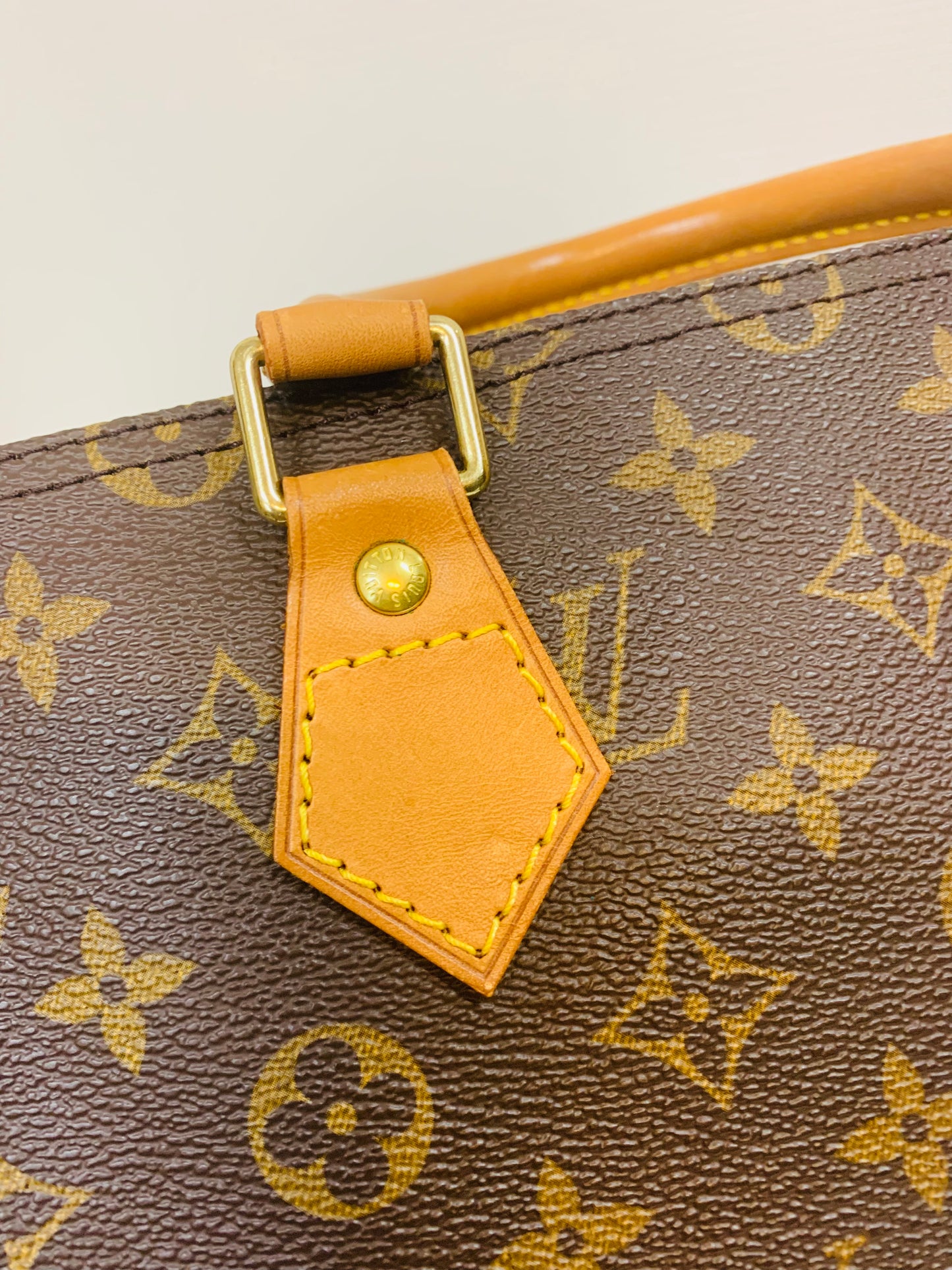 USED LOUIS VUITTON SPEEDY 35