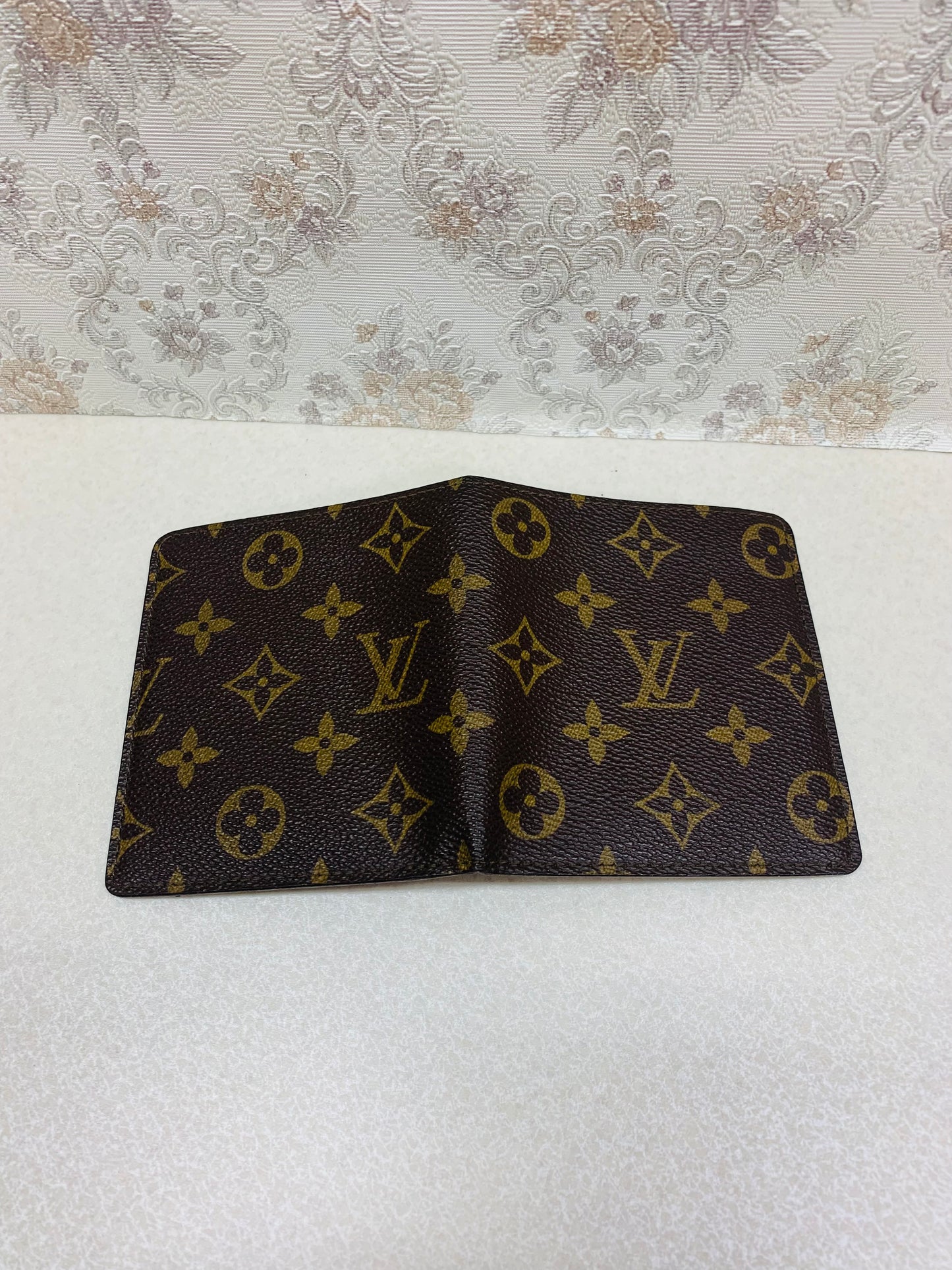 Louis Vuitton Monogram Multiple Wallet