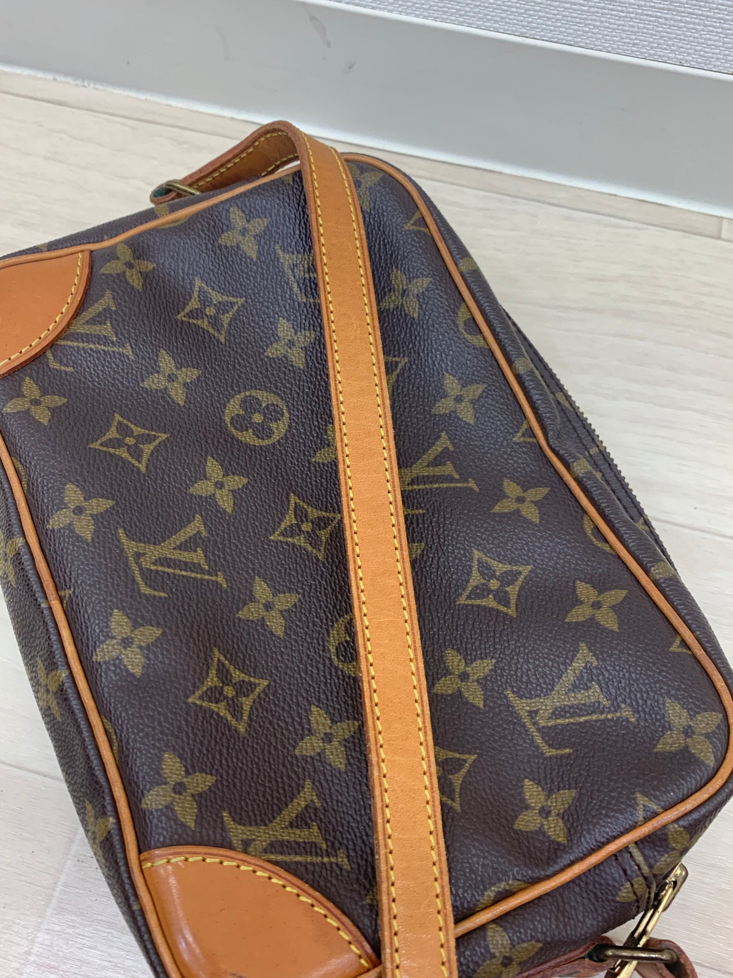 Louis Vuitton Monogram Trocadero 23