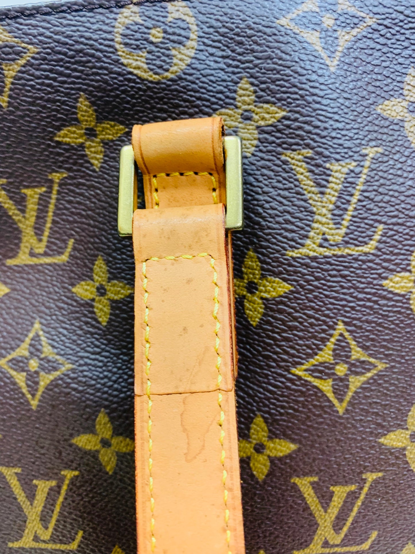 Louis Vuitton Cabas Mezzo