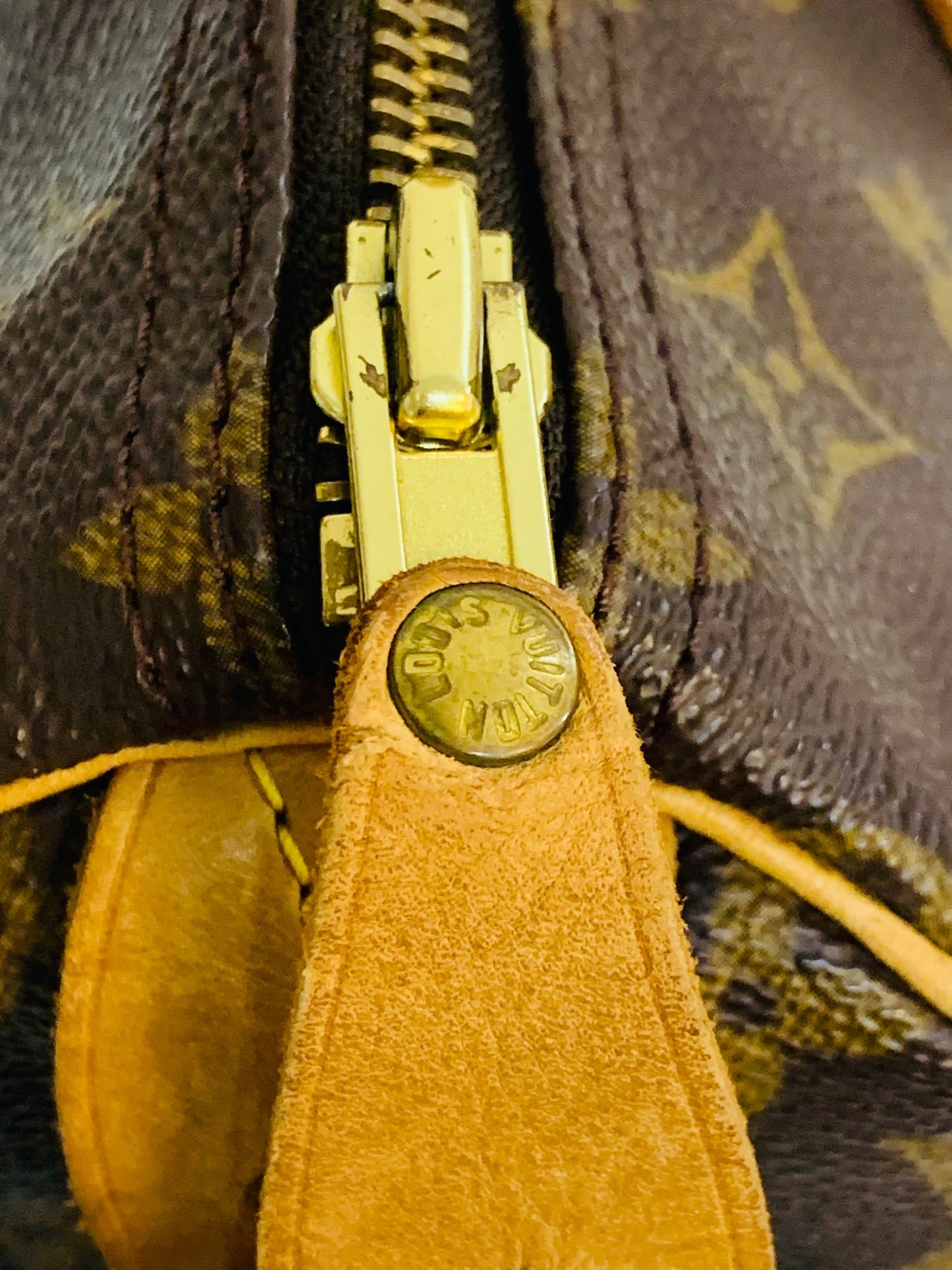 LOUIS VUITTON Speedy 30