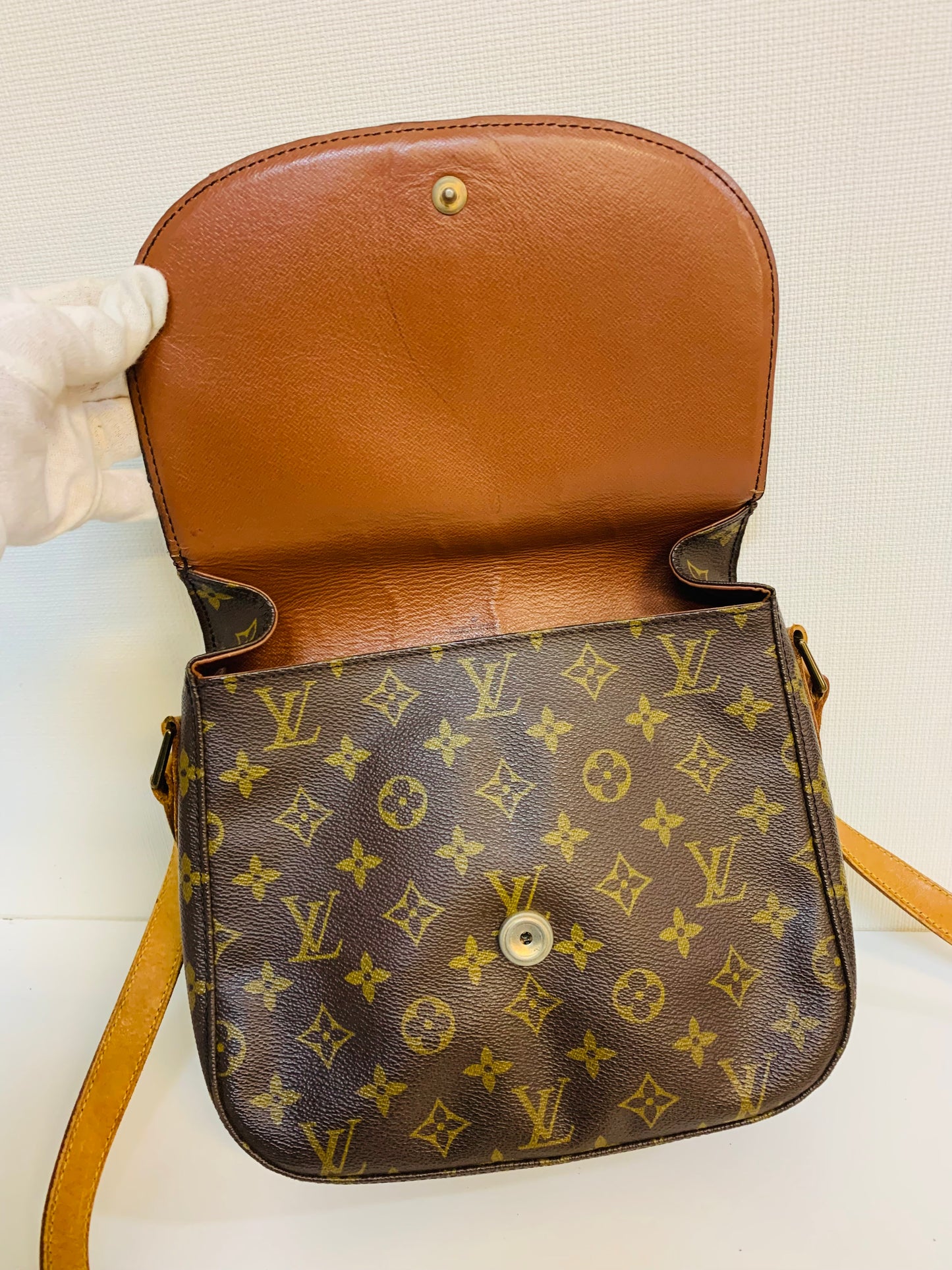 LOUIS VUITTON Saint Cloud GM