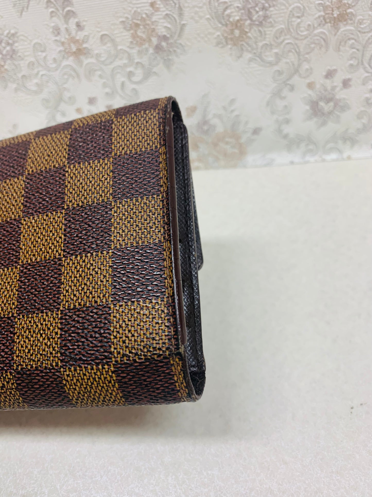 Louis Vuitton Damier Ebene International Tri-Fold Wallet