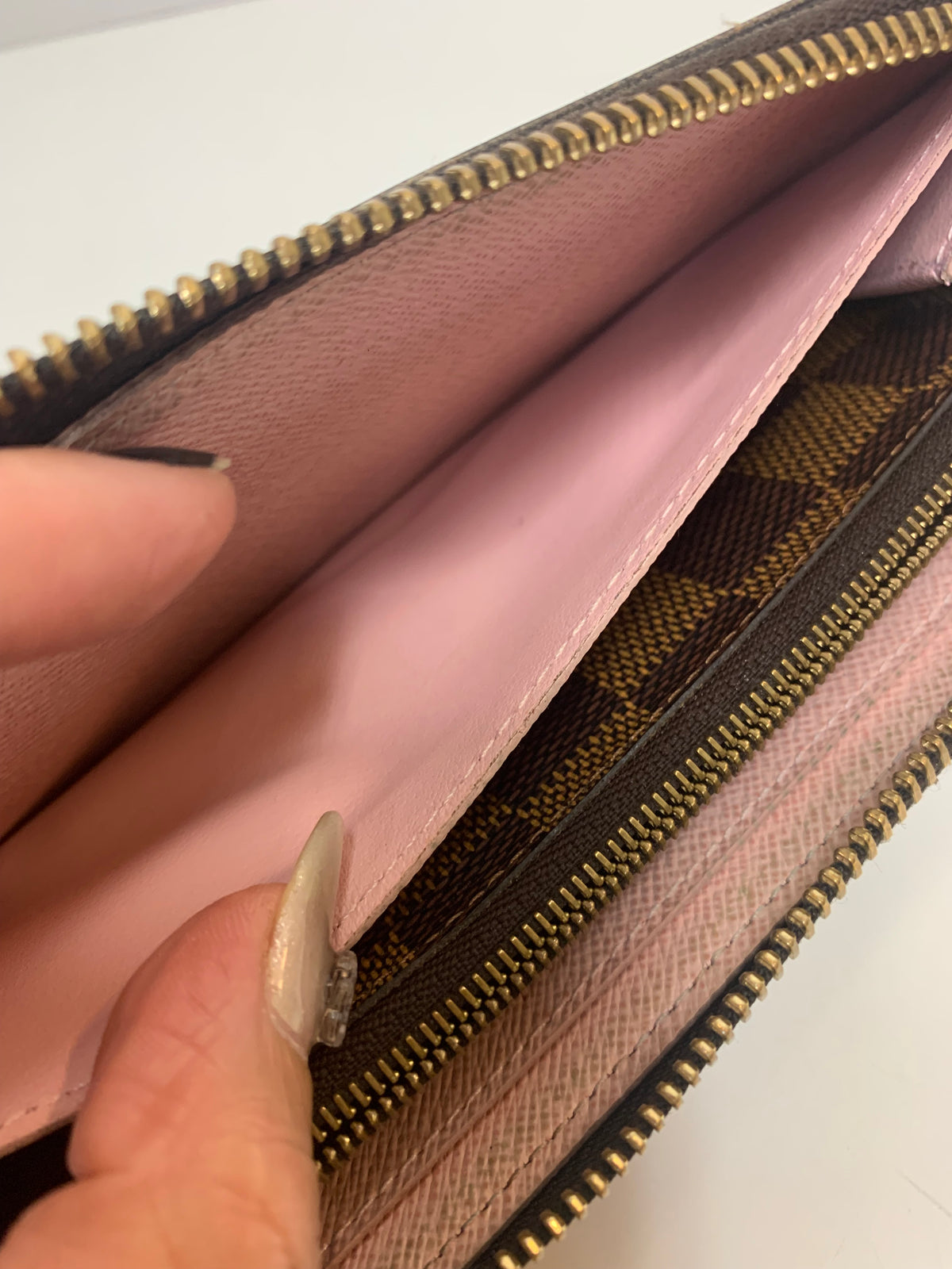 LOUIS VUITTON Damier Ebene Clemence Wallet Rose Balerine