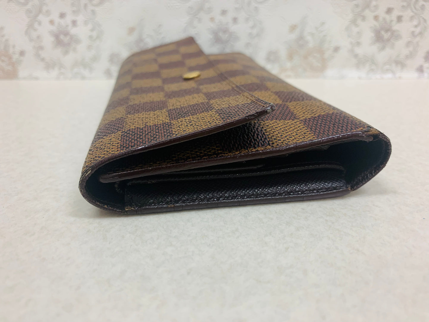 Louis Vuitton Damier Ebene International Tri-Fold Wallet