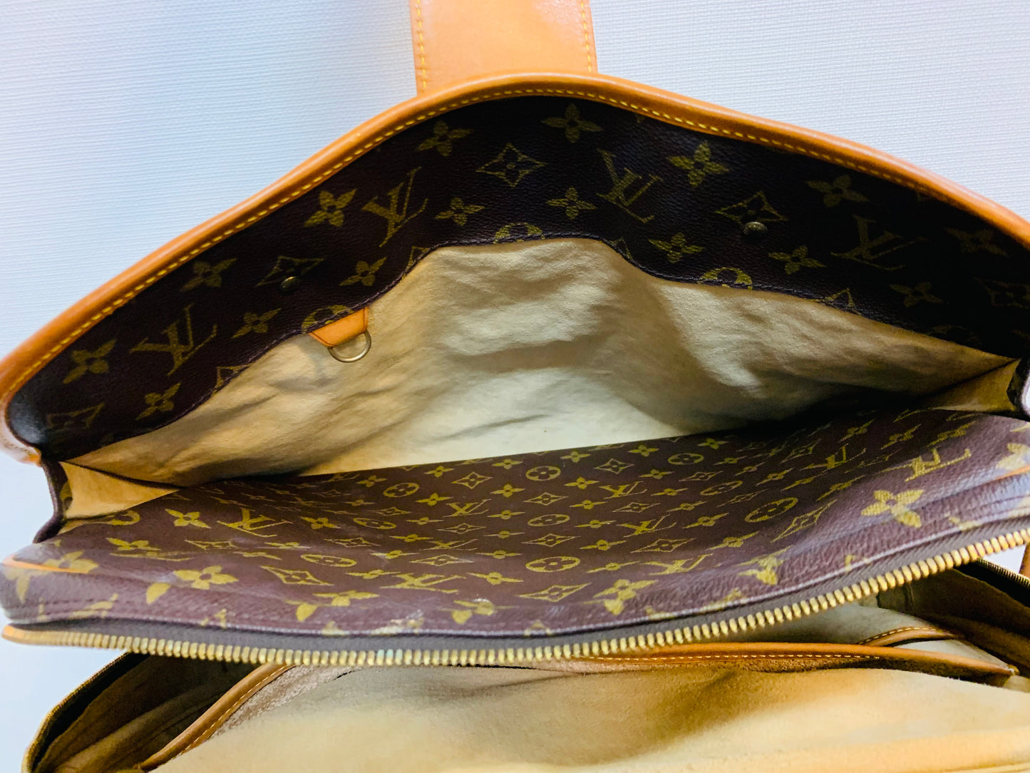 USED LOUIS VUITTON RIVOLI BUSINESS BAG