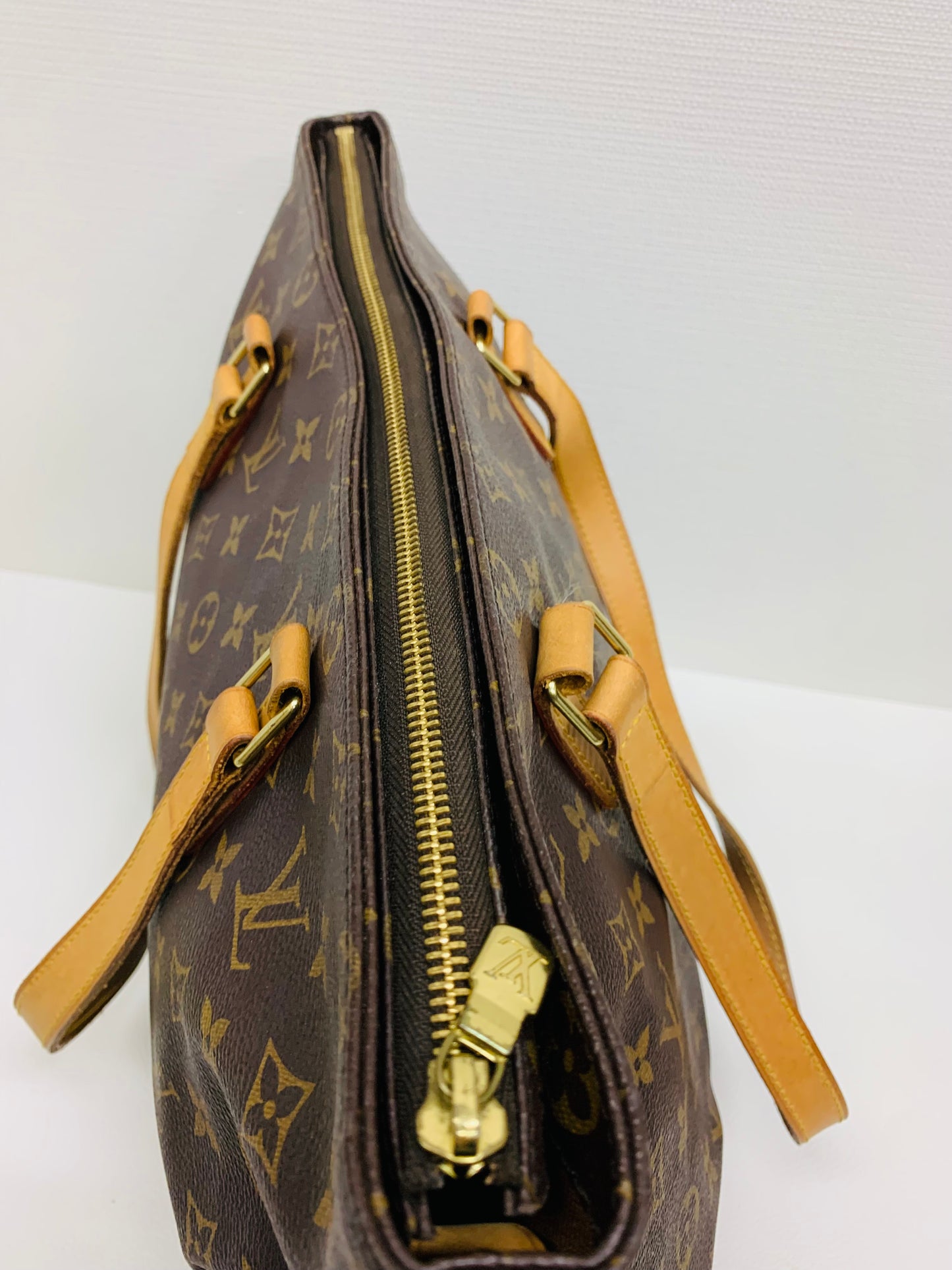 Used Louis Vuitton Cabas Mezzo