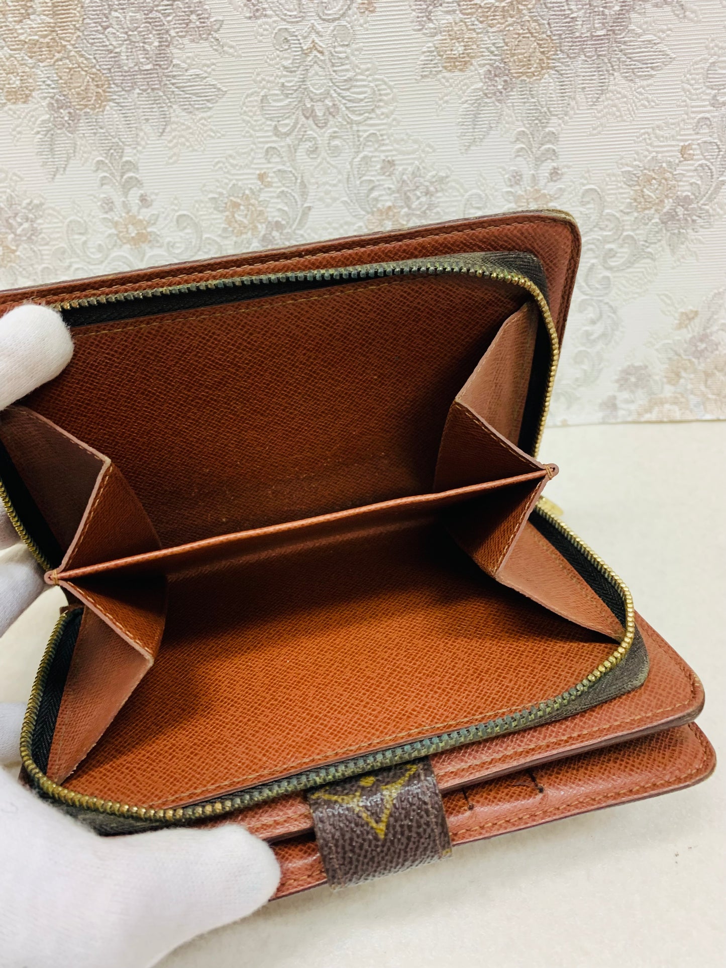 Louis Vuitton Monogram Porte Papier Zippe Wallet