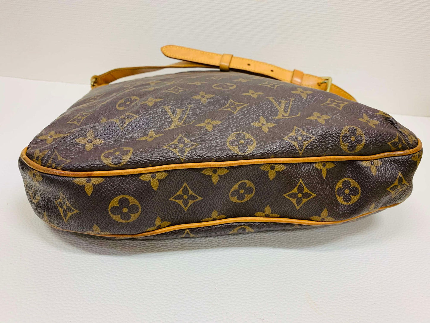 Authentic Louis Vuitton ODEON MM