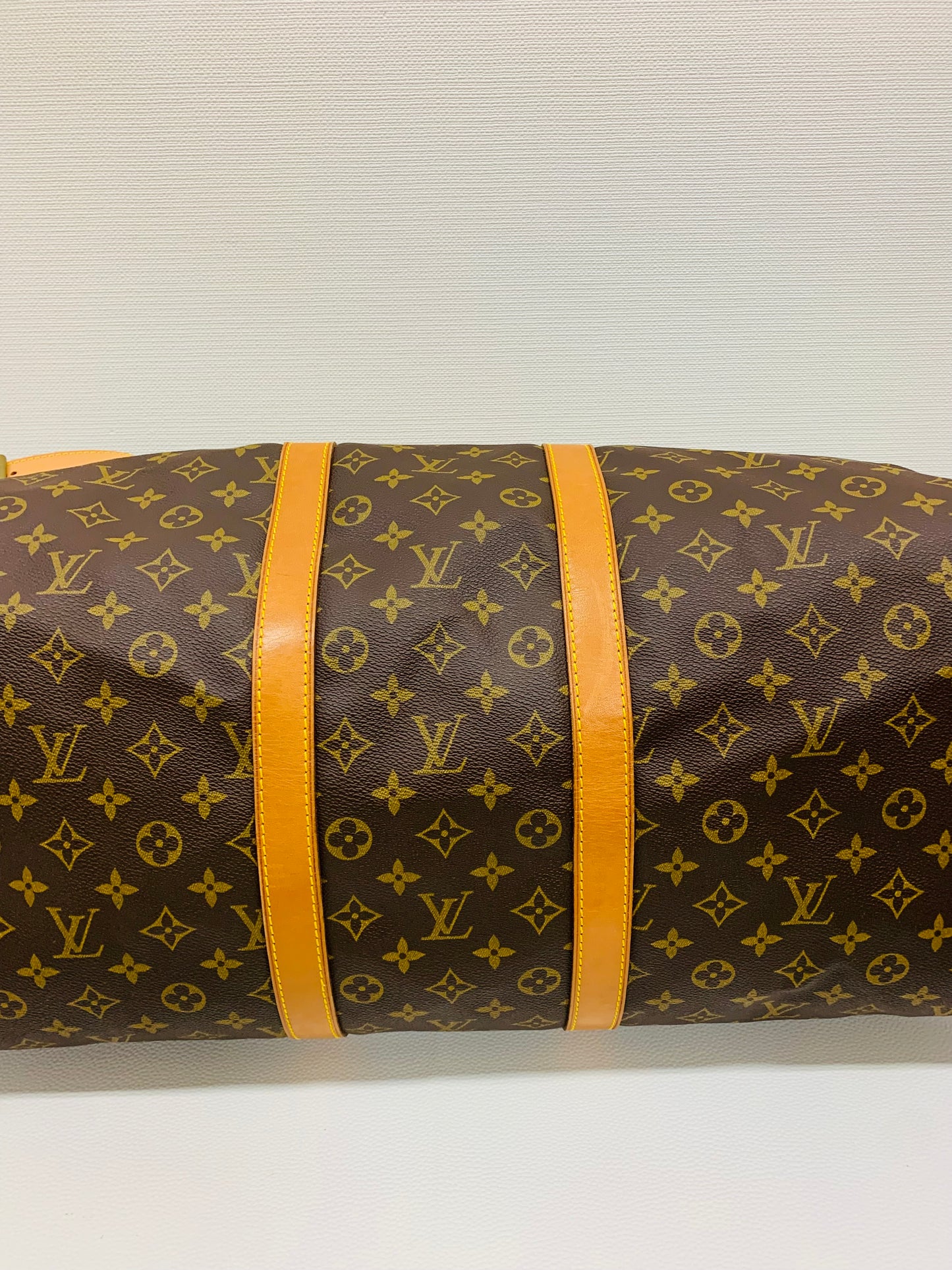 USED LOUIS VUITTON KEEPAL 55 BANDOULIERE