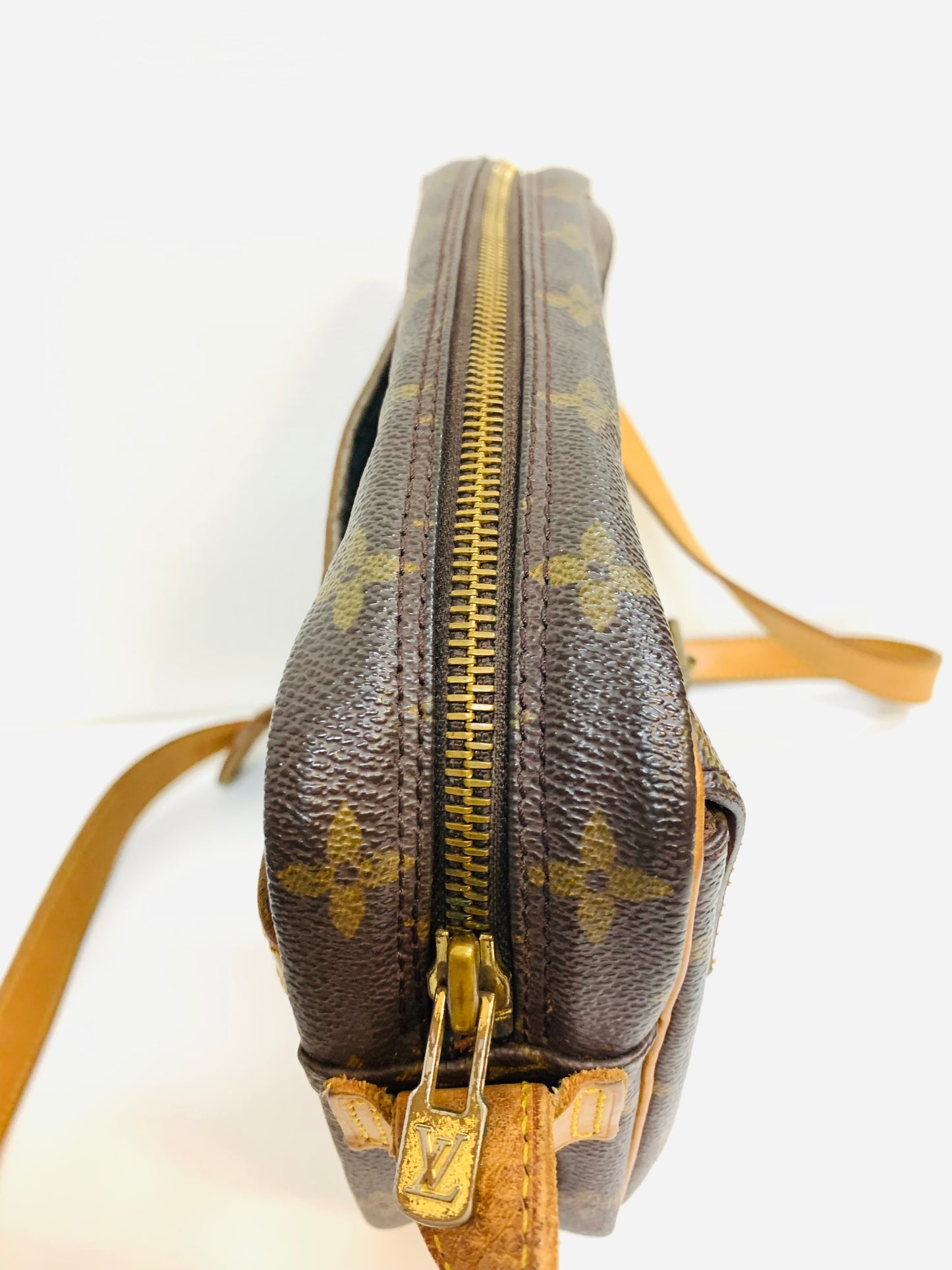 USED LOUIS VUITTON JEUNEFILE GM