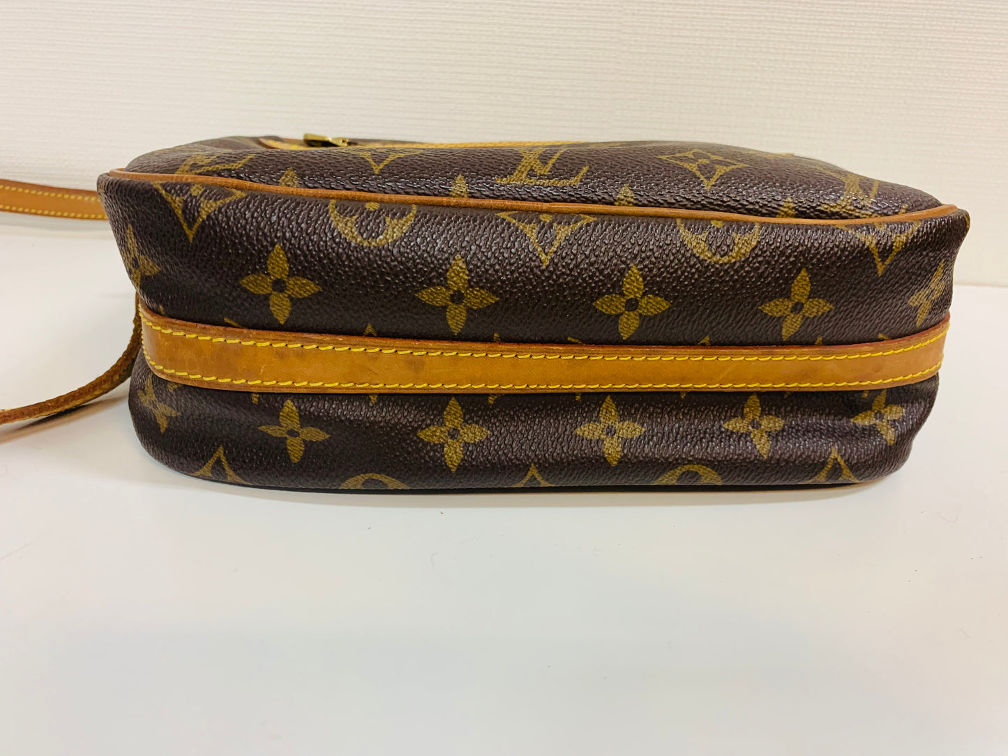 USED LOUIS VUITTON BLOIS OLD MODEL