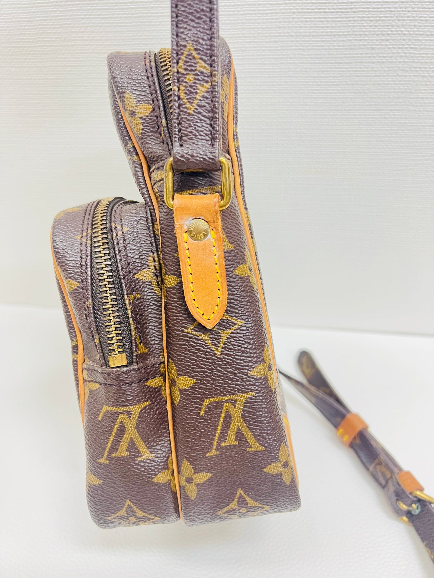 USED LOUIS VUITTON AMAZON