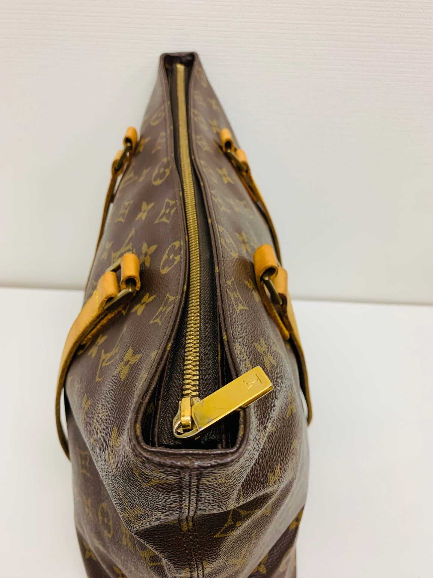 Used Authentic Louis Vuitton Cabas Mezzo