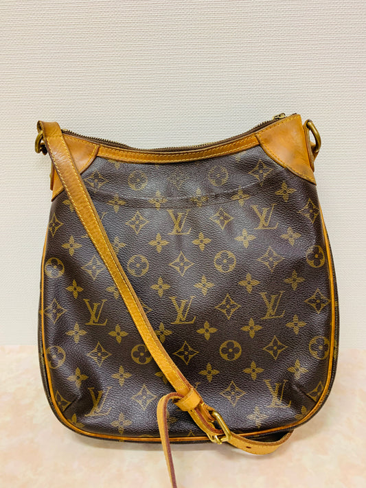 LOUIS VUITTON ODEON PM