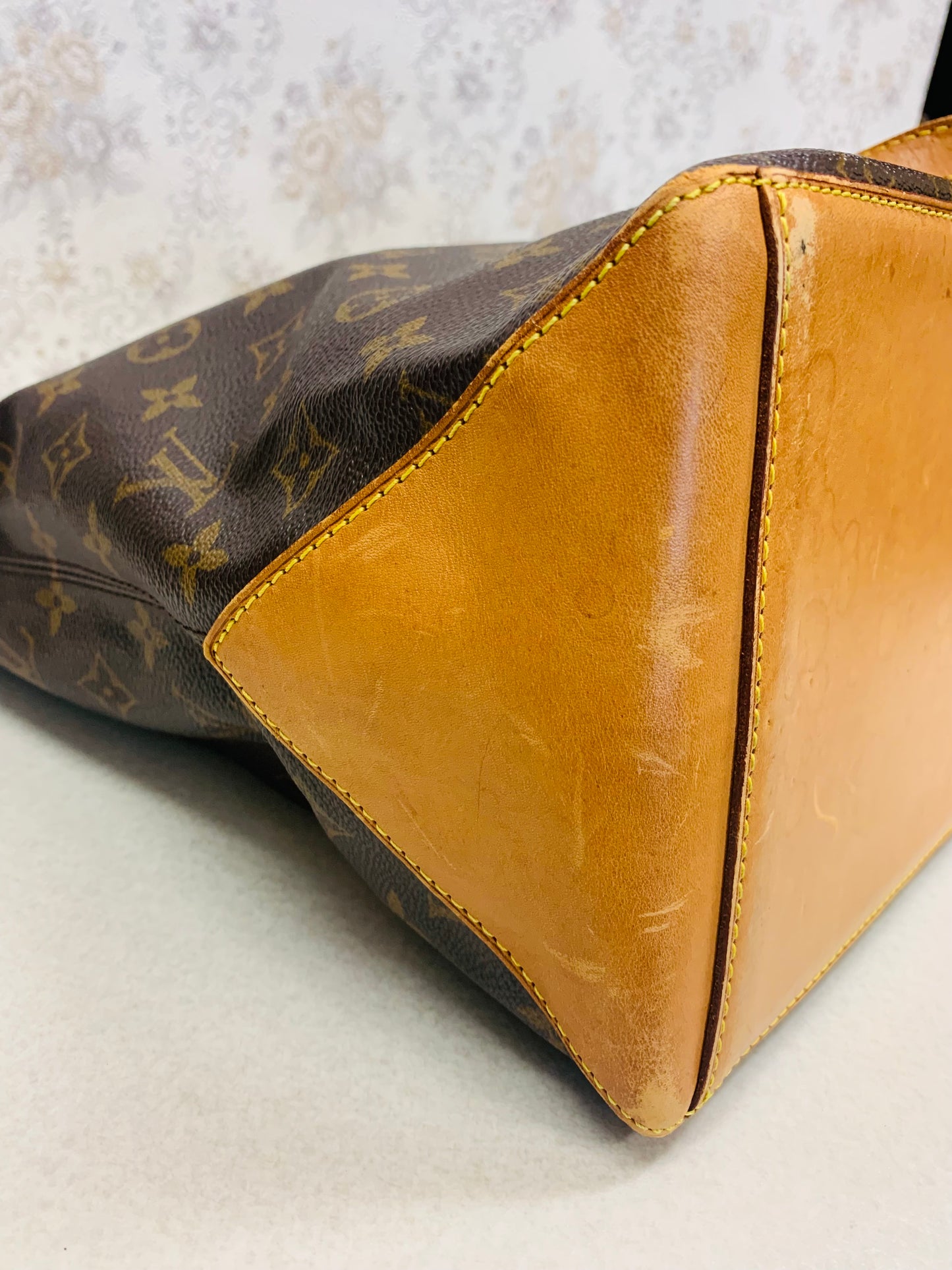 Louis Vuitton Monogram Cabas Mezzo MM