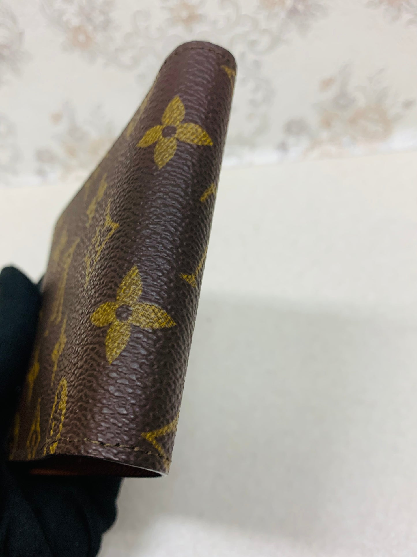 Louis Vuitton Monogram Multiple Mens billfold wallet