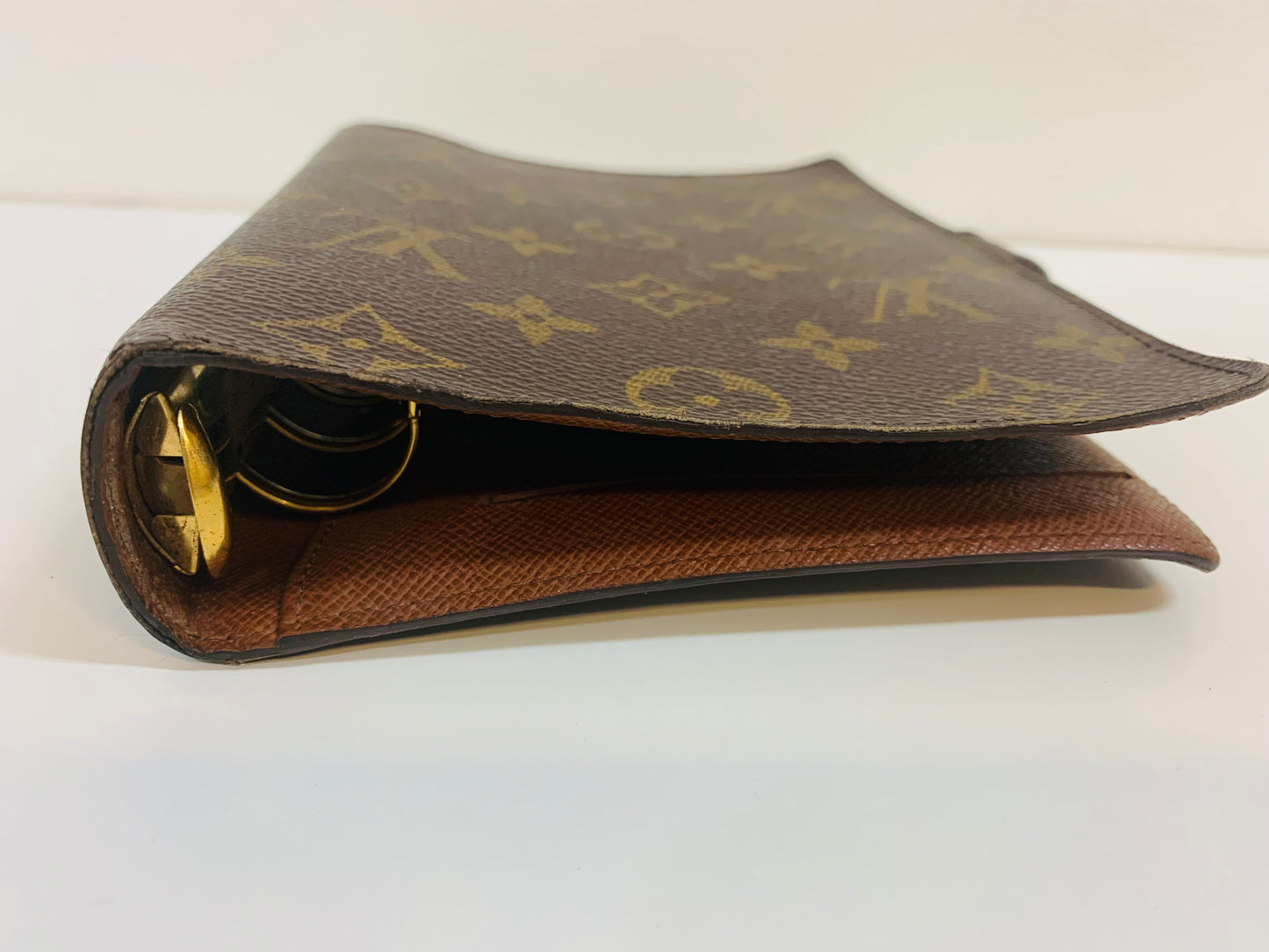 USED LOUIS VUITTON AGENDA MM