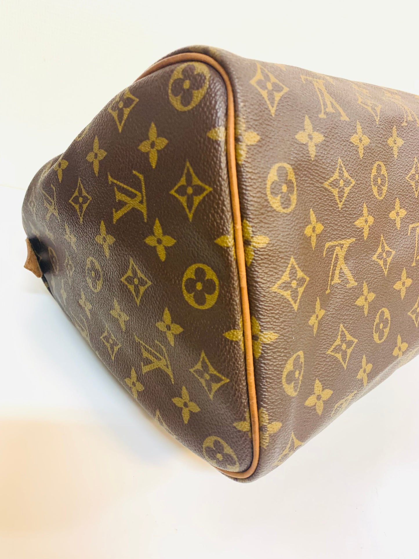 LOUIS VUITTON SPEEDY 35