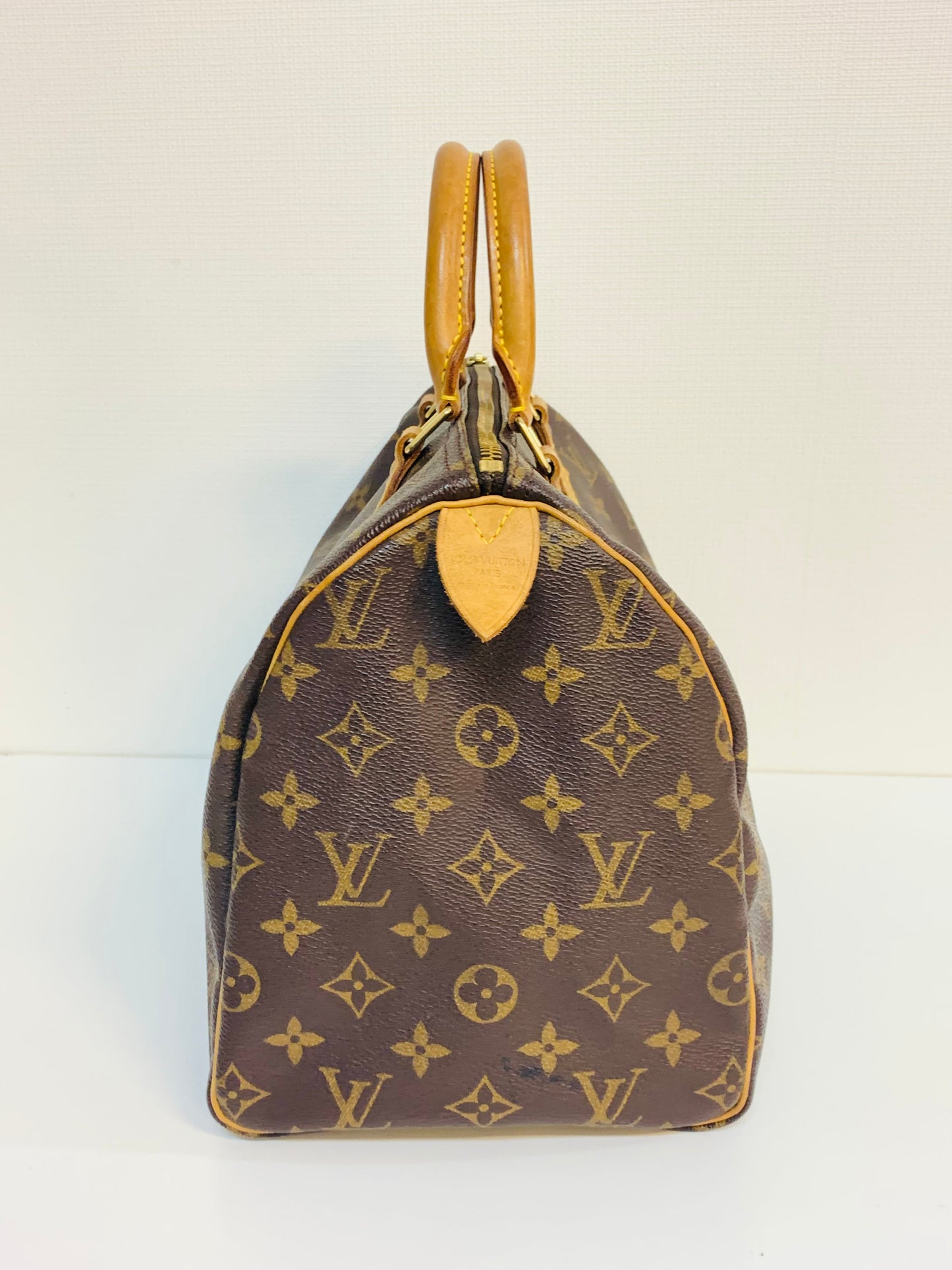 LOUIS VUITTON Speedy 30