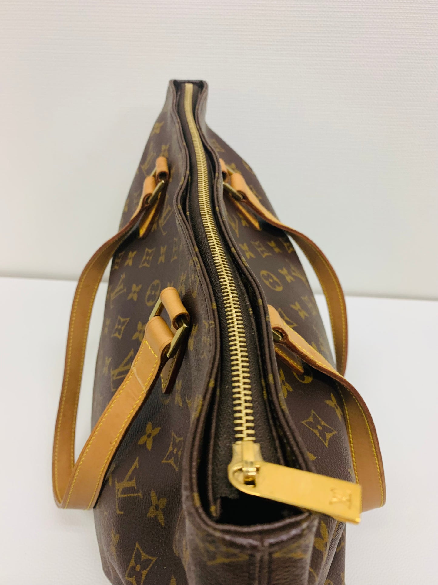 Used Louis Vuitton Cabas Mezzo