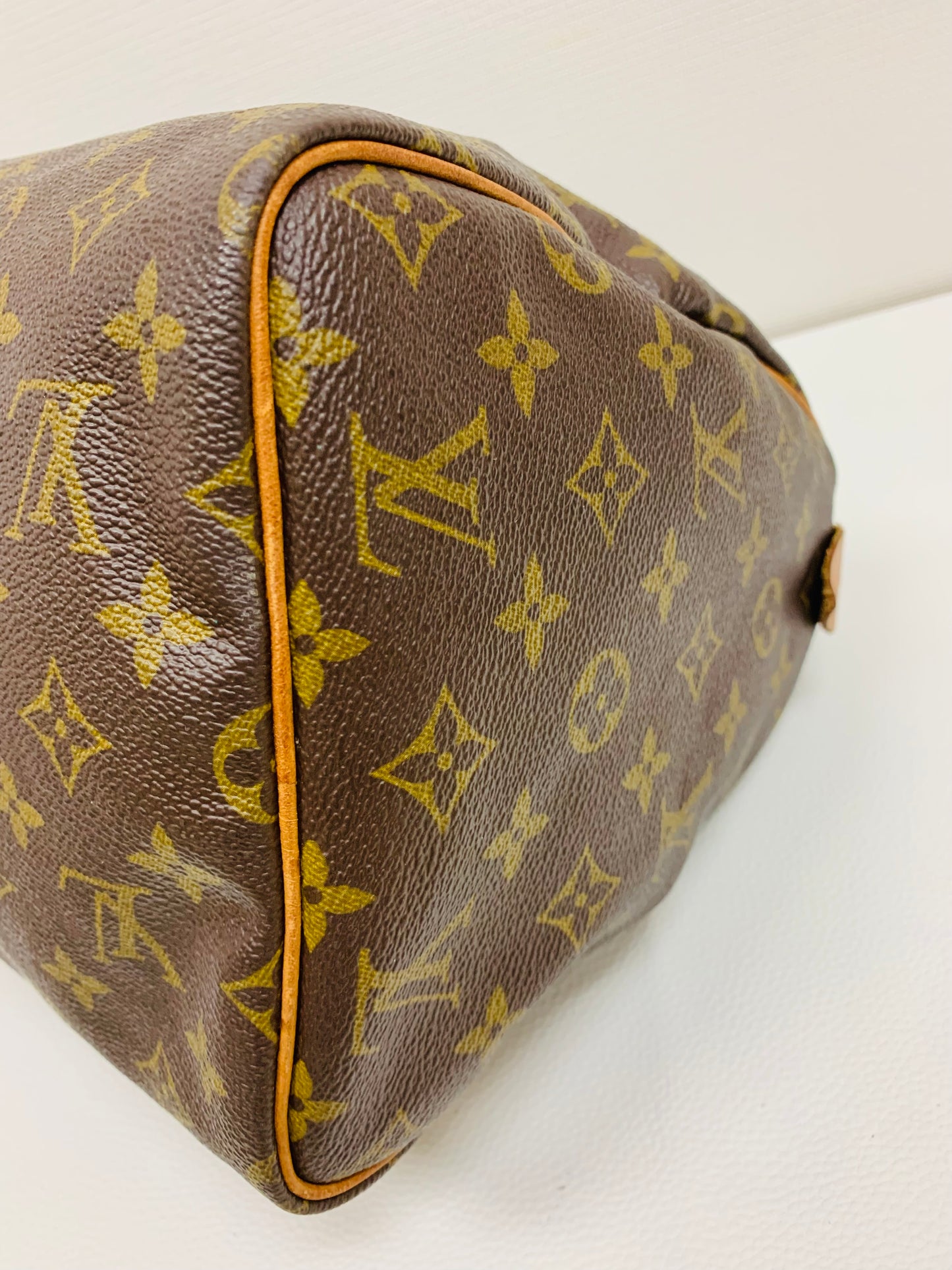 Authentic LOUIS VUITTON SPEEDY 30 (used)