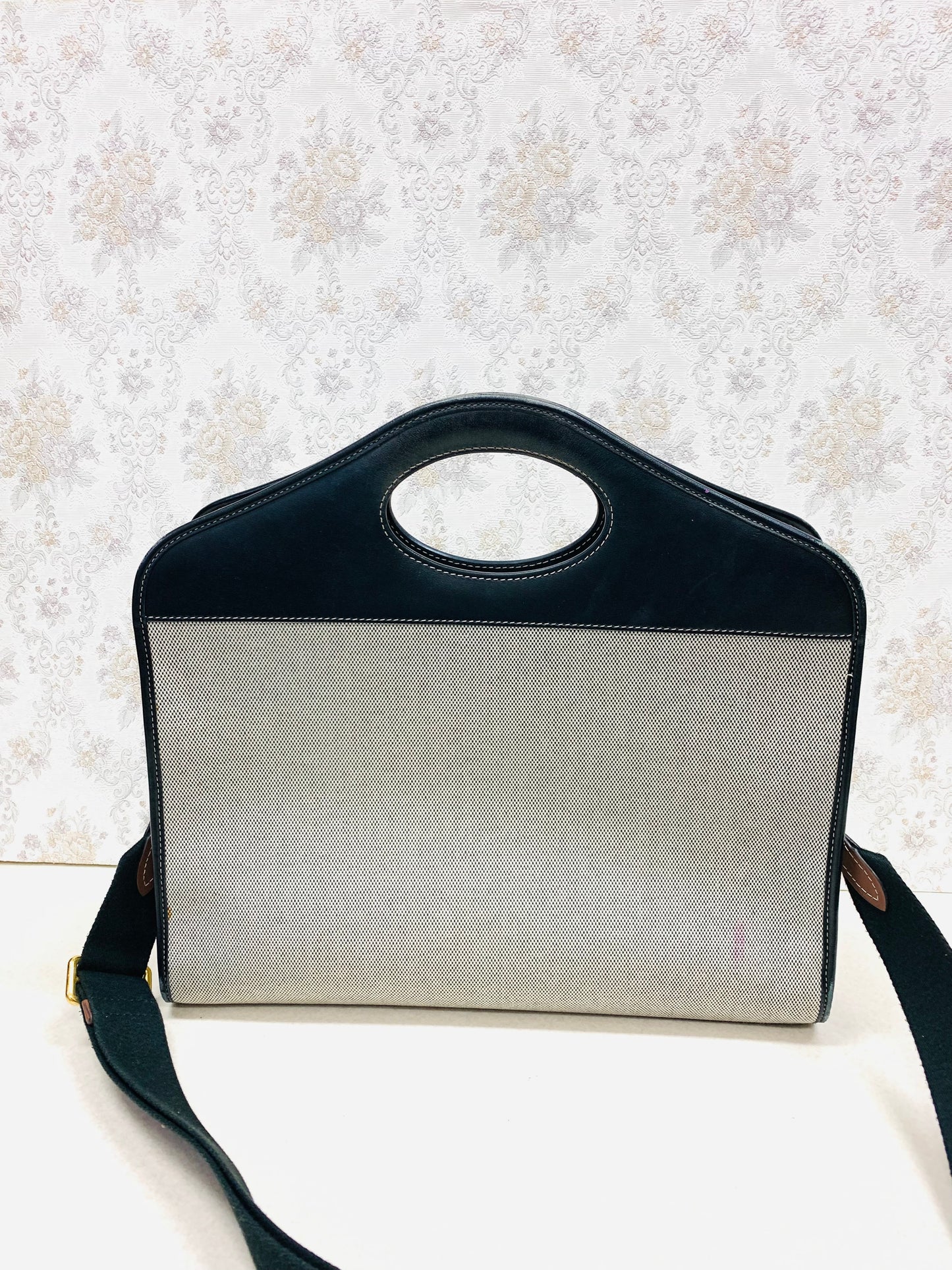 Burberry Canvas Horseferry Medium Pocket Tote Black