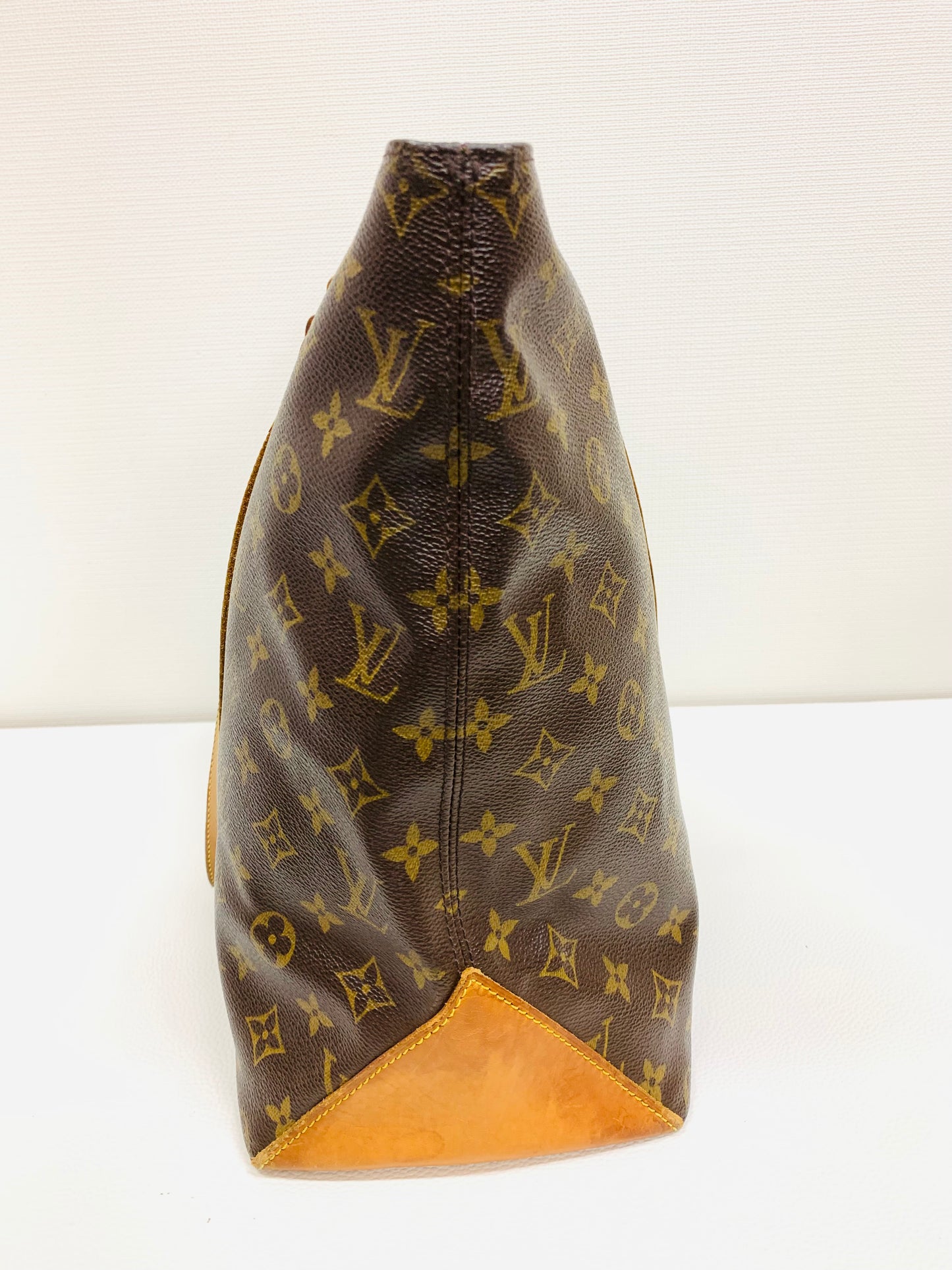 Used Authentic Louis Vuitton Cabas Mezzo