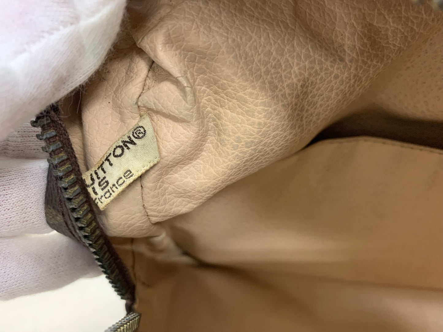 Louis Vuitton Monogram Trousse Toilette 28