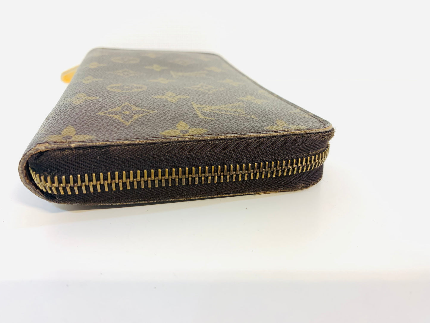 LOUIS VUITTON Daily Wallet Organizer Monogram