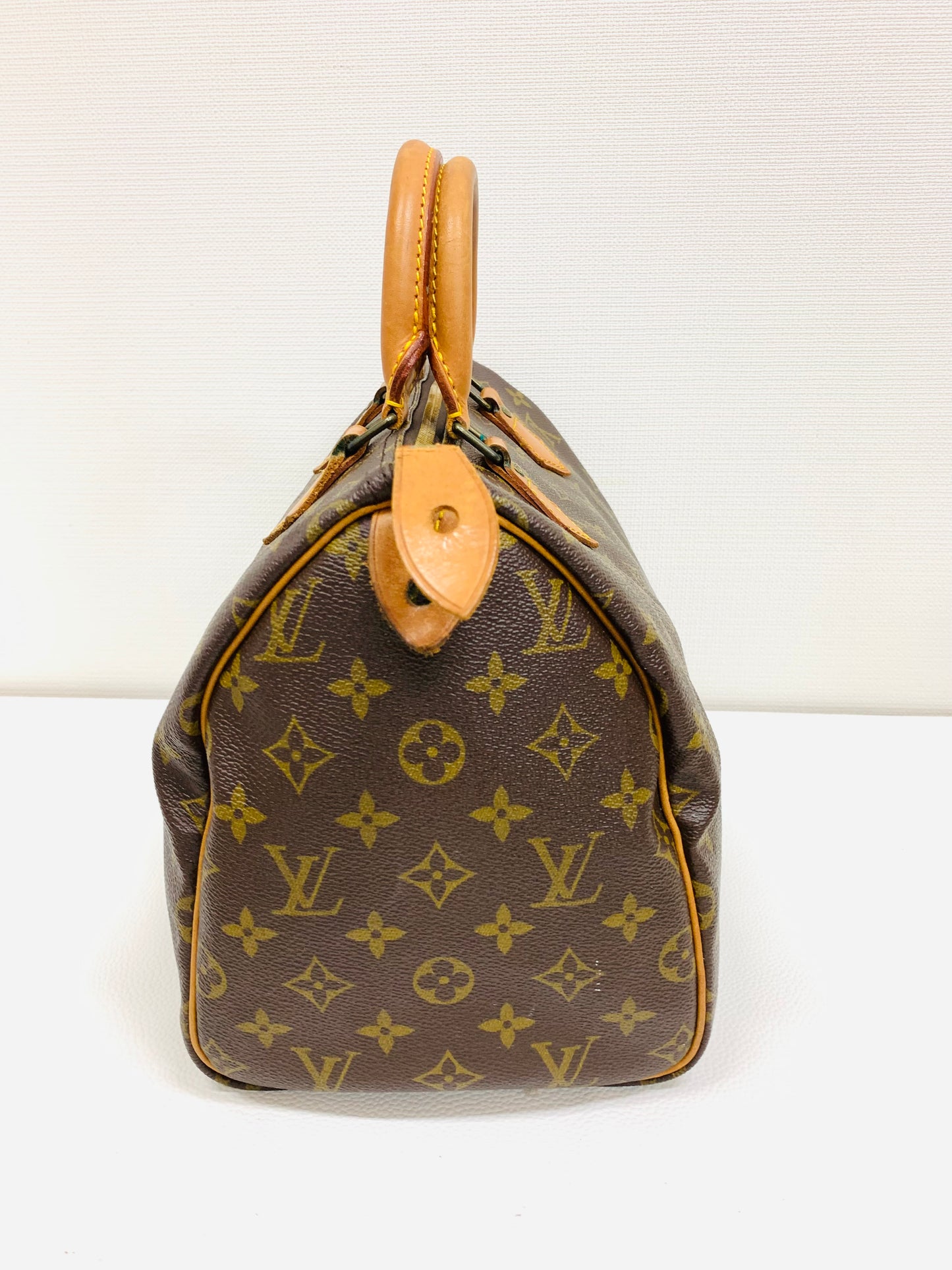 Authentic LOUIS VUITTON SPEEDY 30 (used)